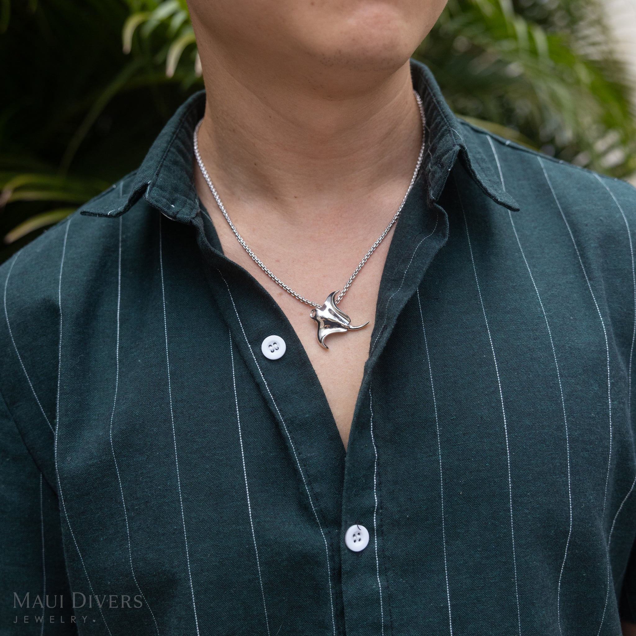 Manta Ray Pendant in Sterling Silver - 30mm