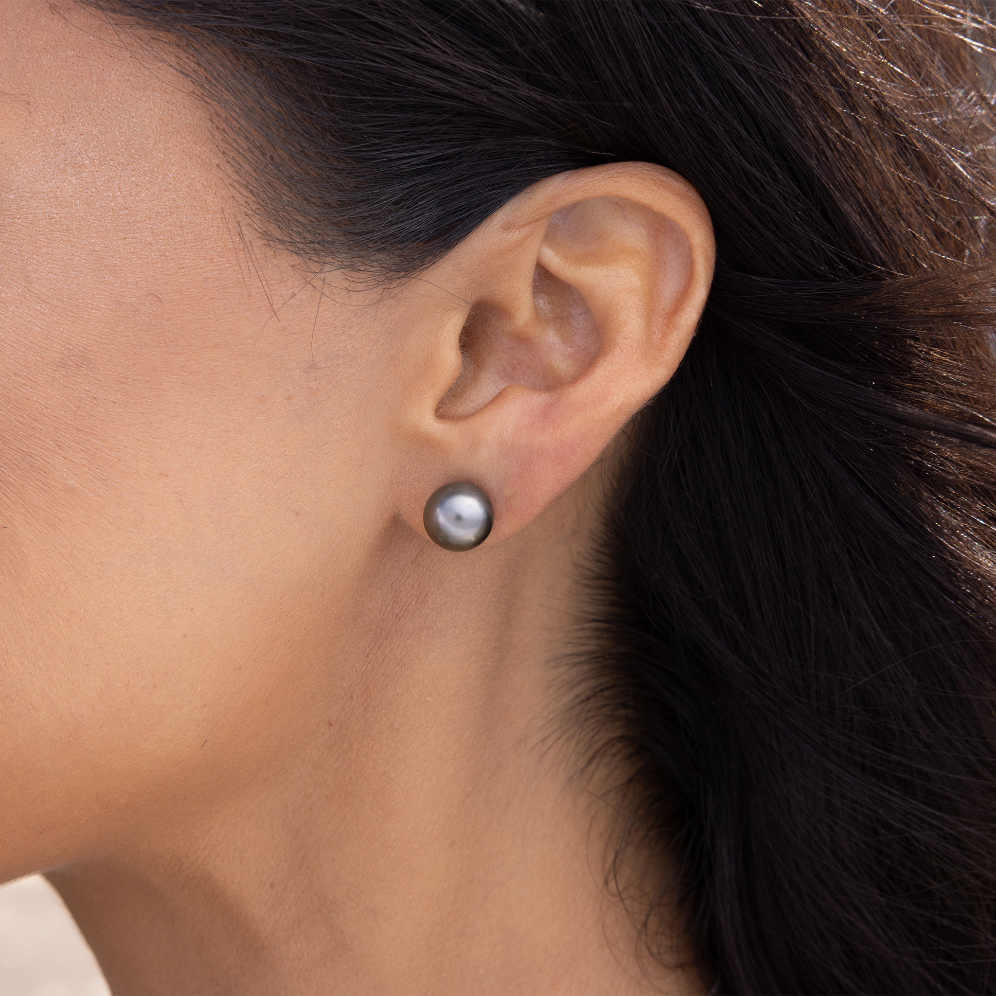 タヒチ黒真珠 イヤリング ホワイトゴールド 9-10mm