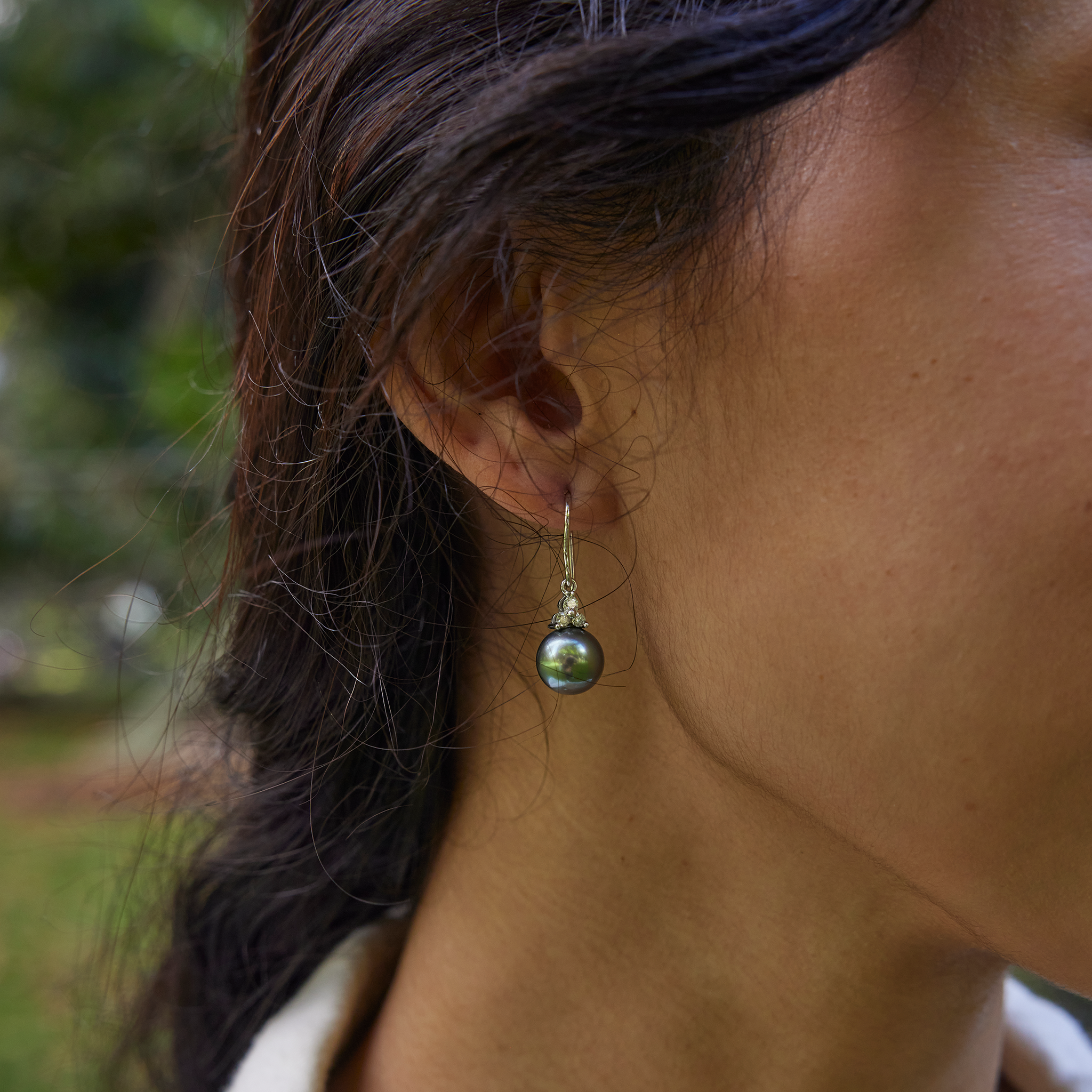 タヒチアン ブラック パール ピアス ダイヤモンド ホワイトゴールド - 9-10mm