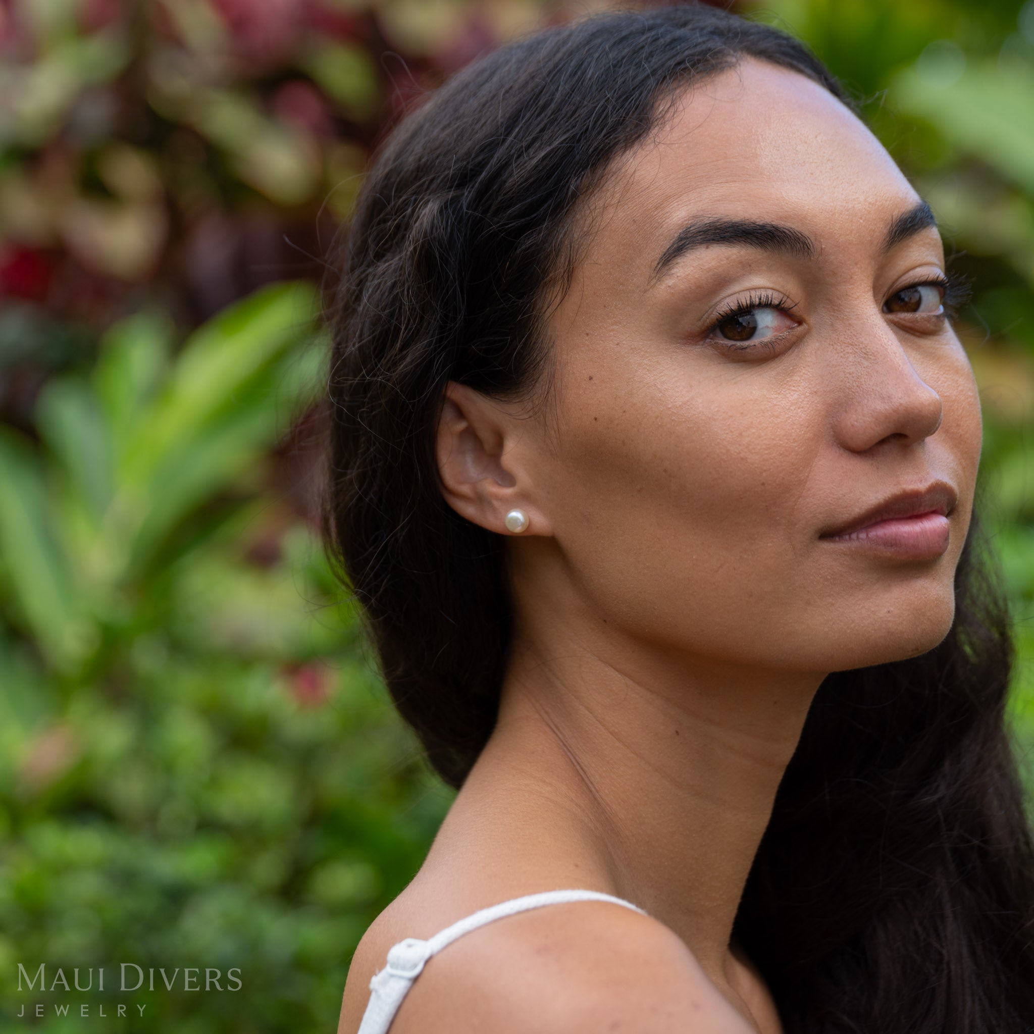 ボタン淡水パール・イヤリング ゴールド - 8-9mm