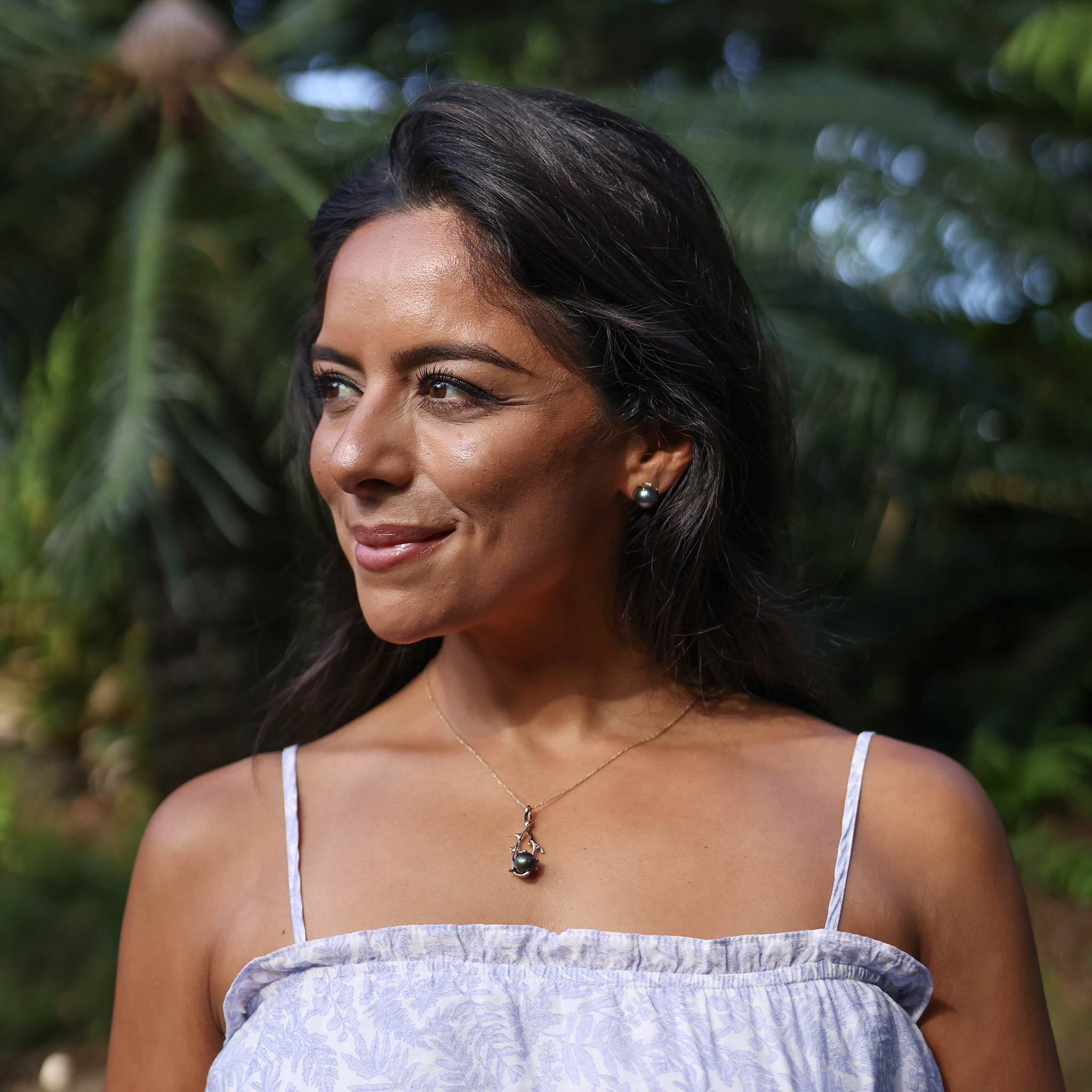 ヘリテージ・タヒチアン・パール・イヤリング ゴールド - 9-10mm