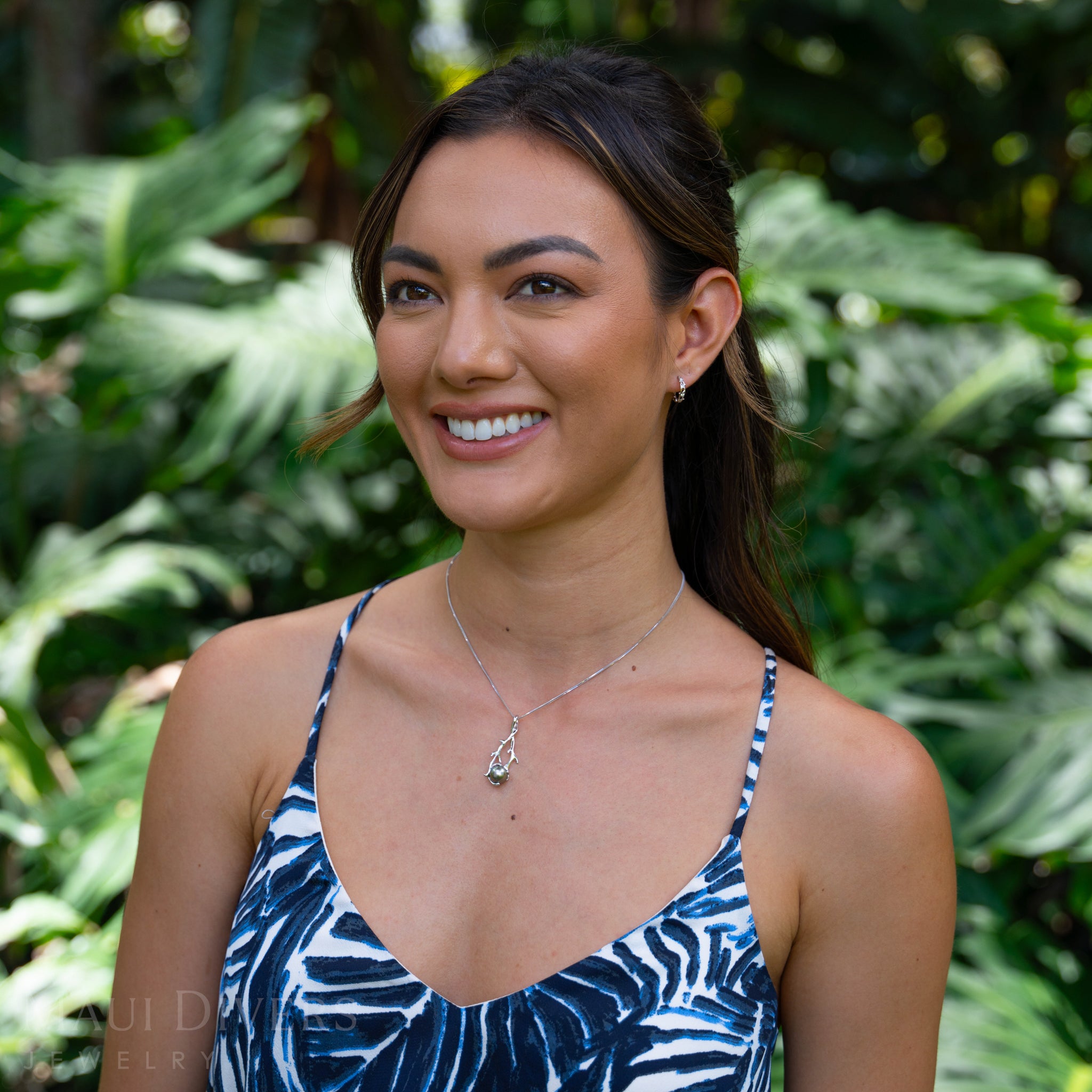 ヘリテージ・ピアス ダイヤモンド ホワイトゴールド - 13mm