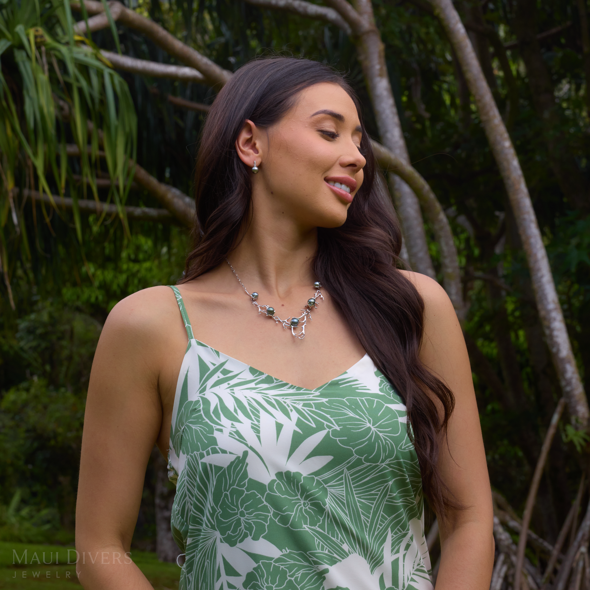 タヒチアン ブラック パール ピアス ダイヤモンド ホワイトゴールド - 9-10mm