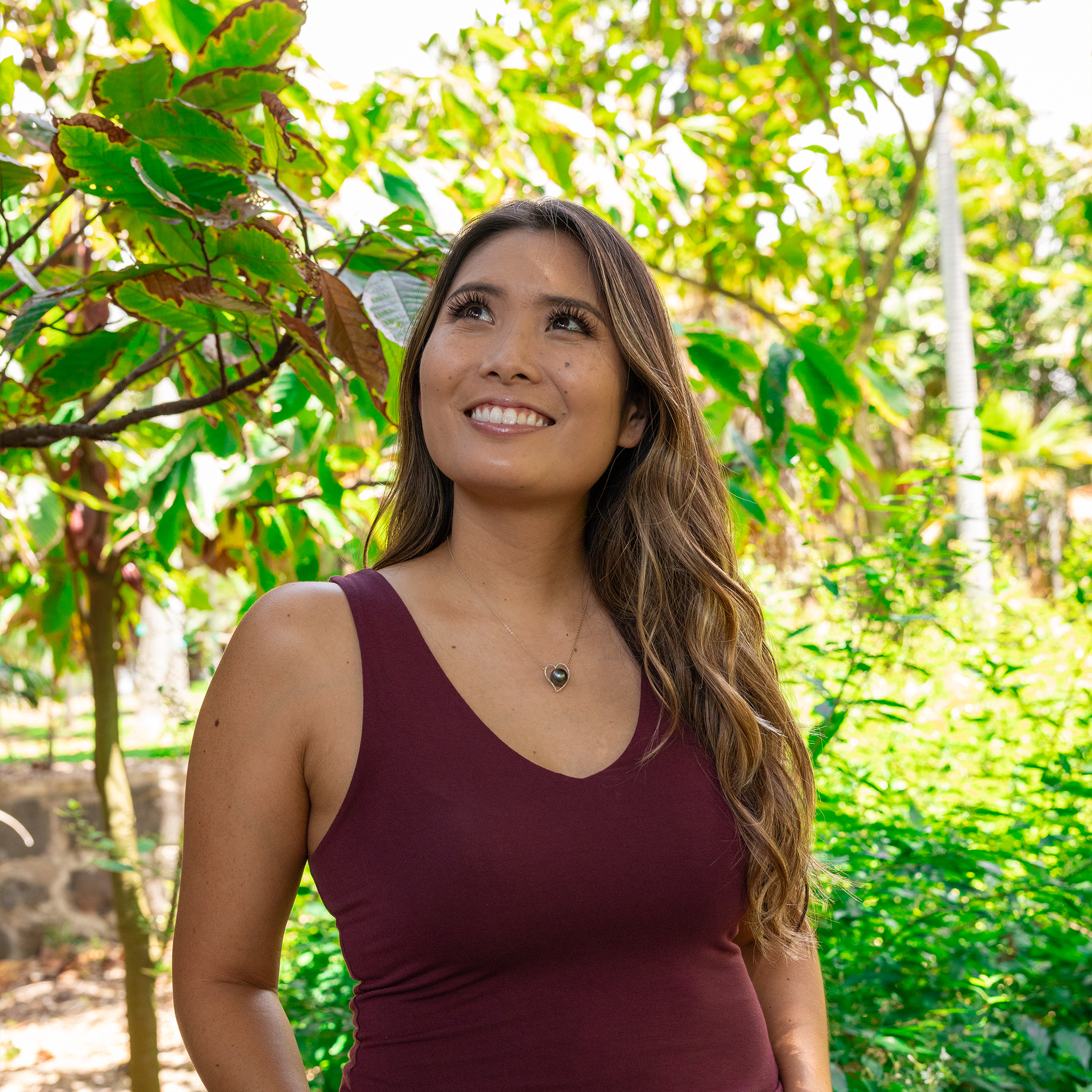 ゴールドの16 "タヒチアンブラックパールハートネックレス-12-13mm