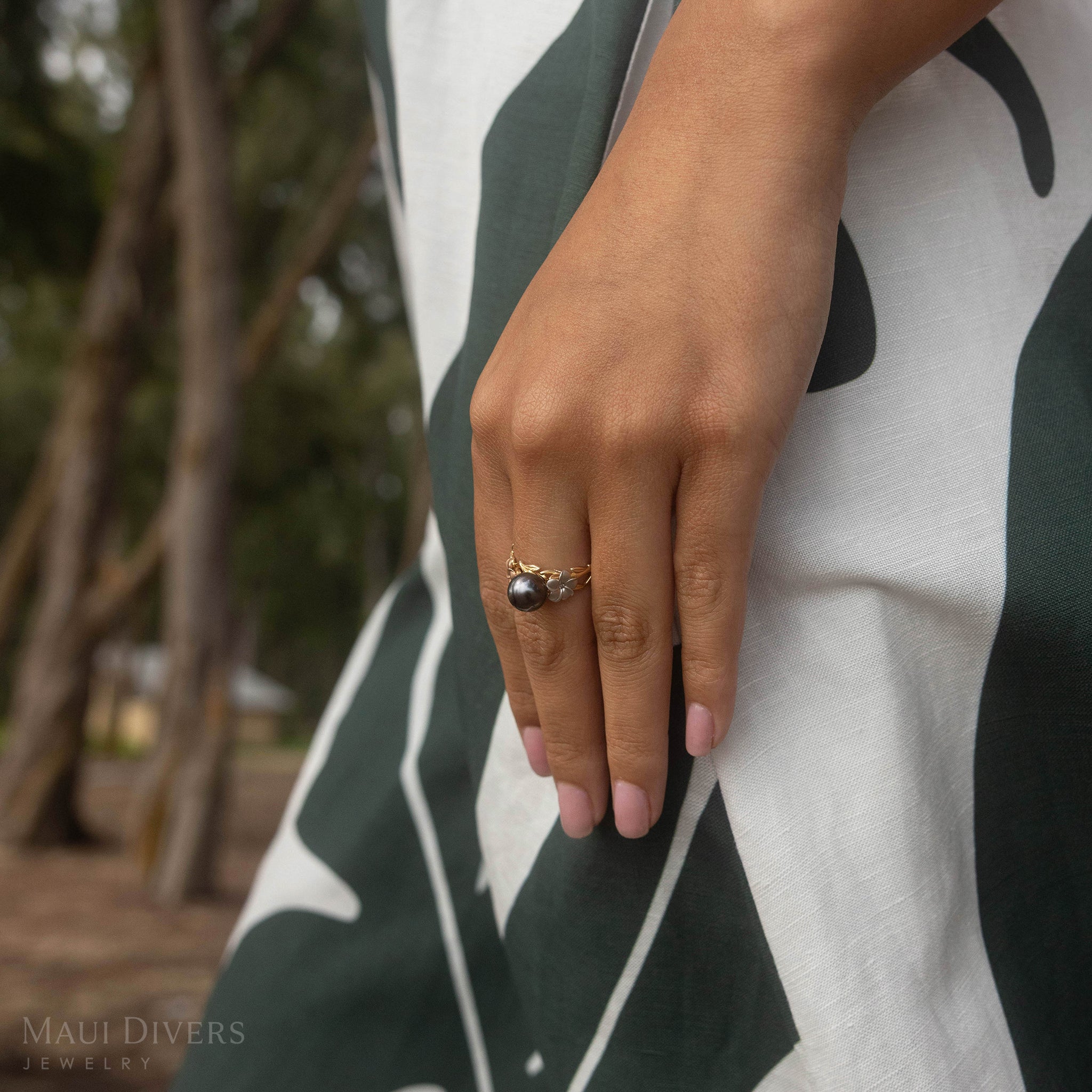 パール イン ブルームプルメリア タヒチ黒真珠 ダイヤモンド 8mm スリーカラーゴールド