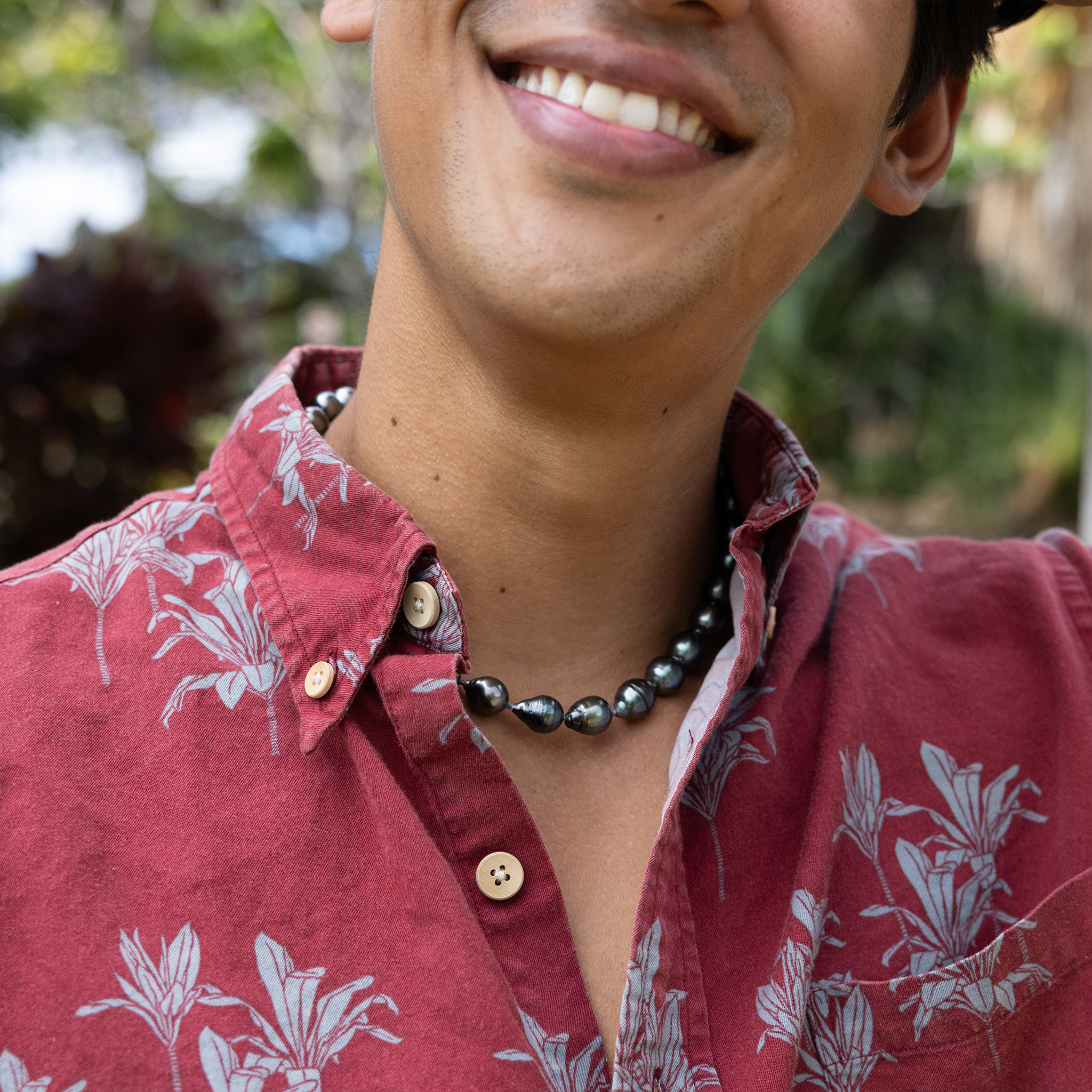 18-19 "タヒチアンブラックパール・ストランド・ホワイトゴールド・マグネットクラスプ-10-12mm