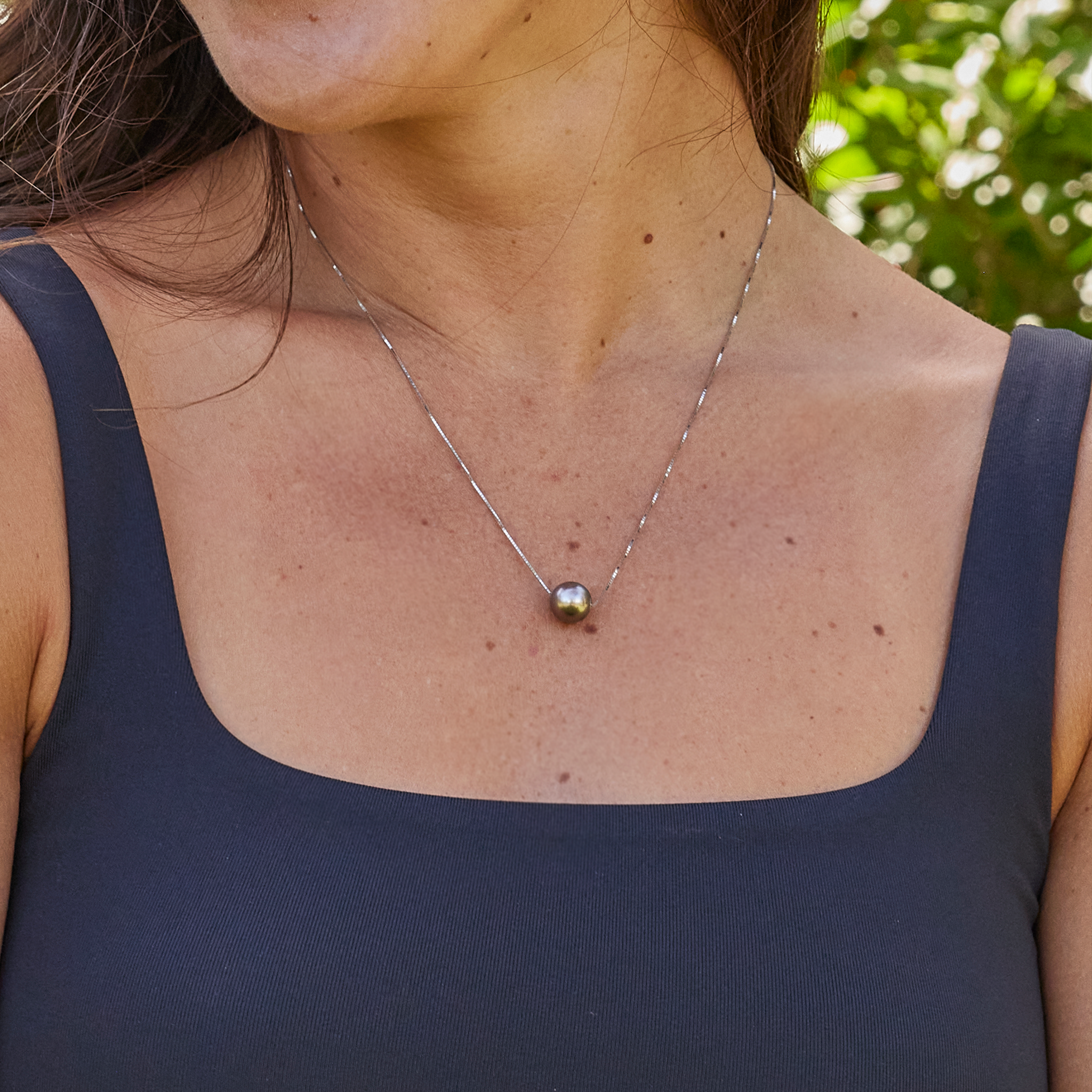 16-18インチ アジャスタブルタヒチ黒真珠ネックレス ホワイトゴールド 9-10mm