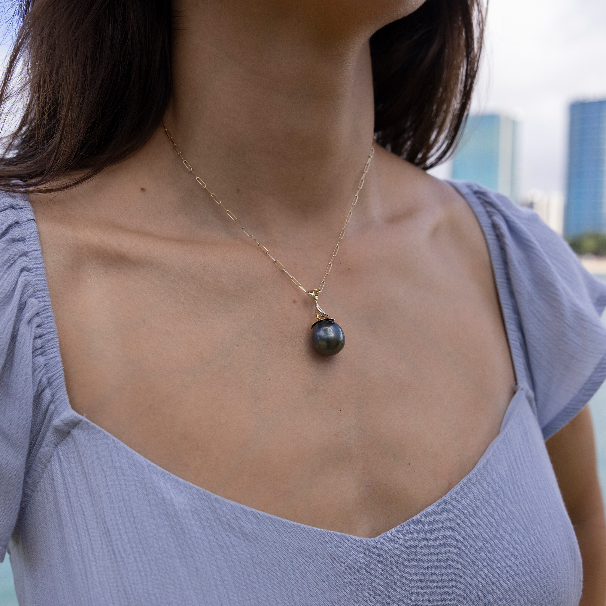 ウォーターフォール サークル タヒチ黒真珠 ペンダント ゴールド 14-17mm