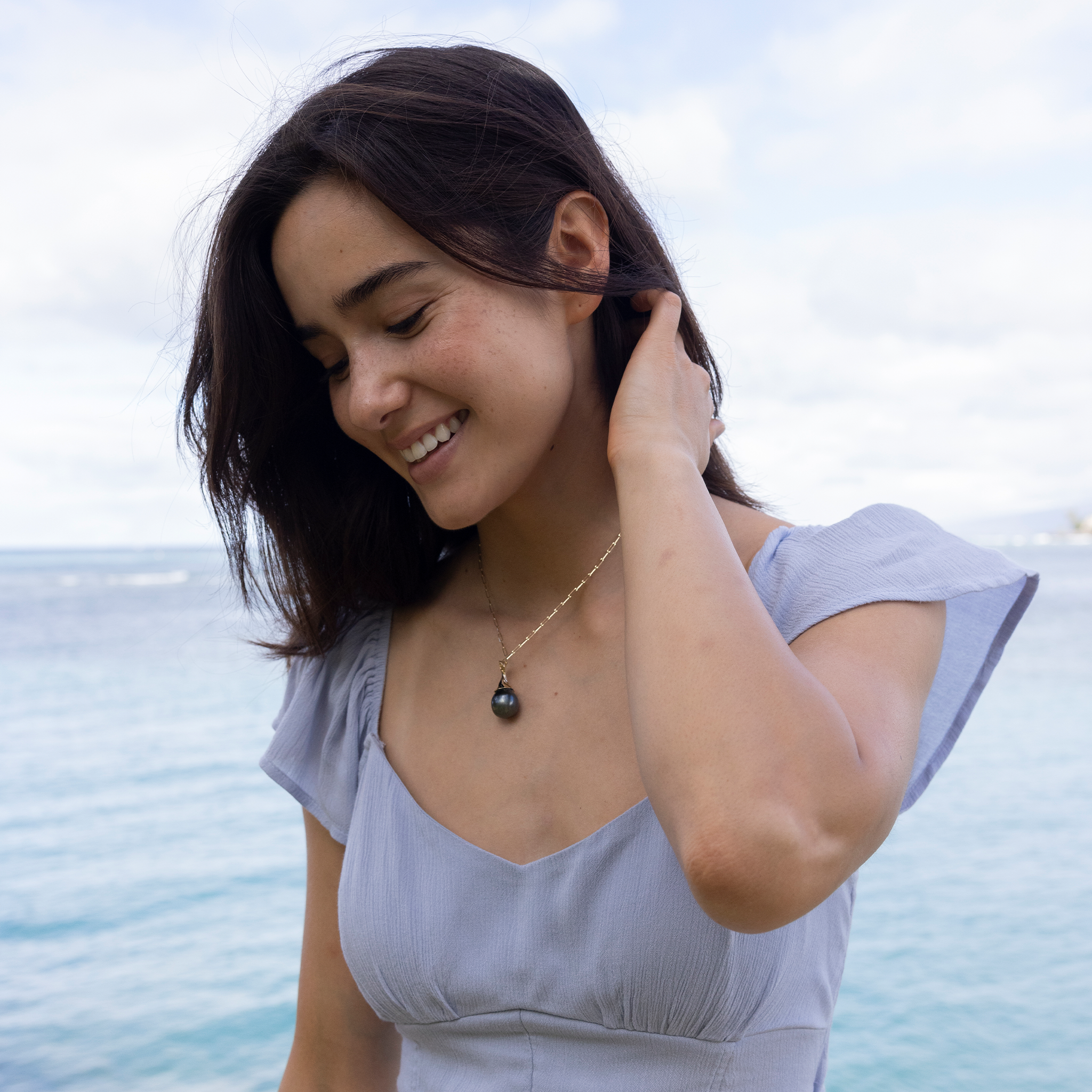 ウォーターフォール サークル タヒチ黒真珠 ペンダント ゴールド 14-17mm