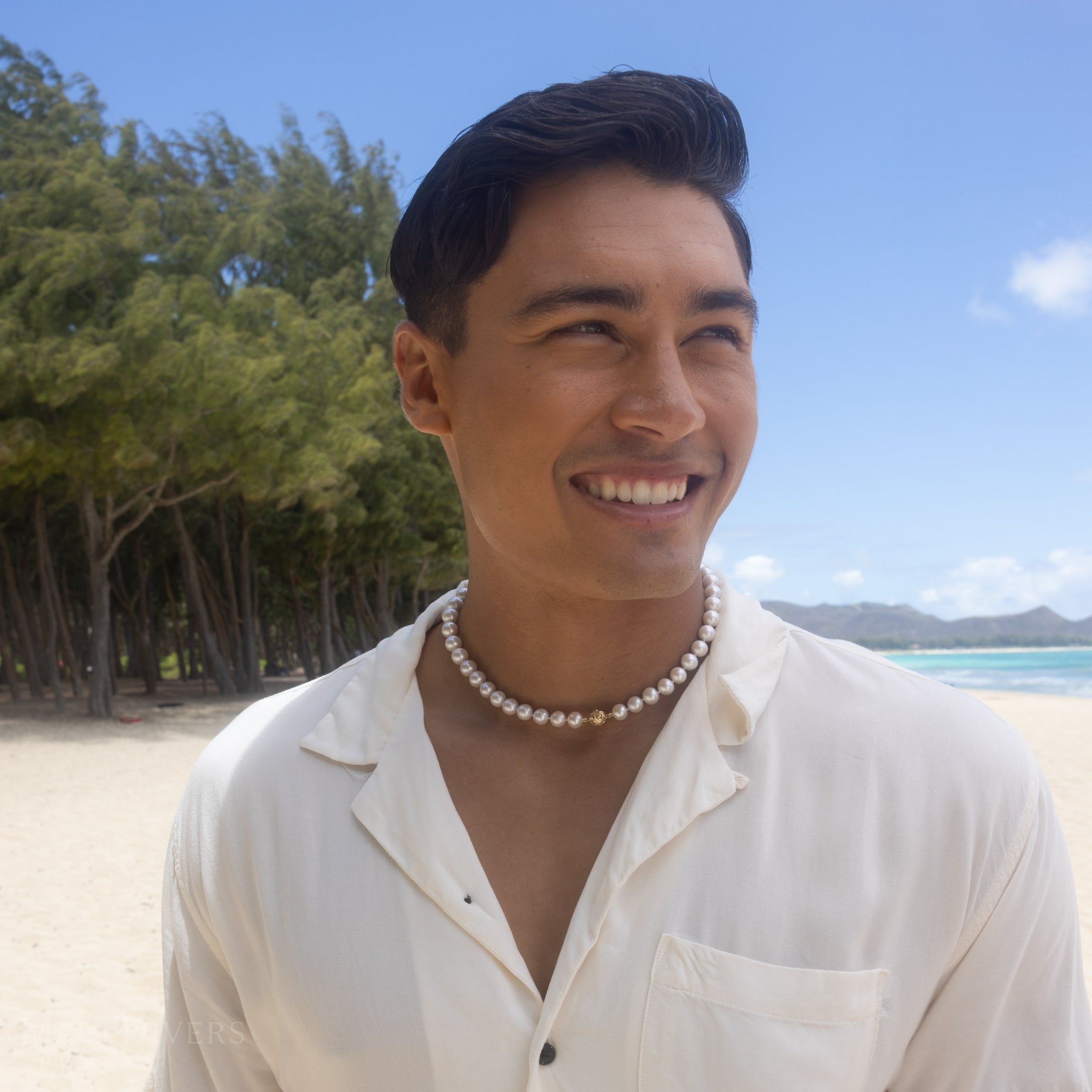 18-19 "淡水ホワイト・パール・ストランド マグネット・ゴールド・クラスプ 9-11mm