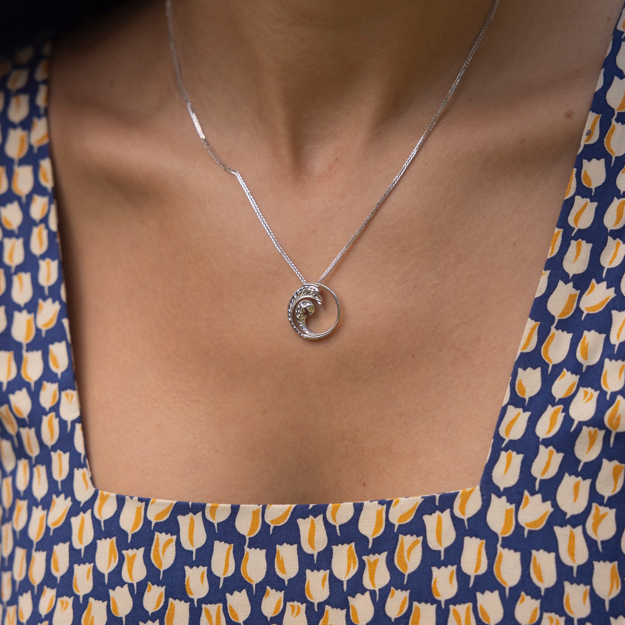 Nalu ペンダント ホワイトゴールド - 18mm