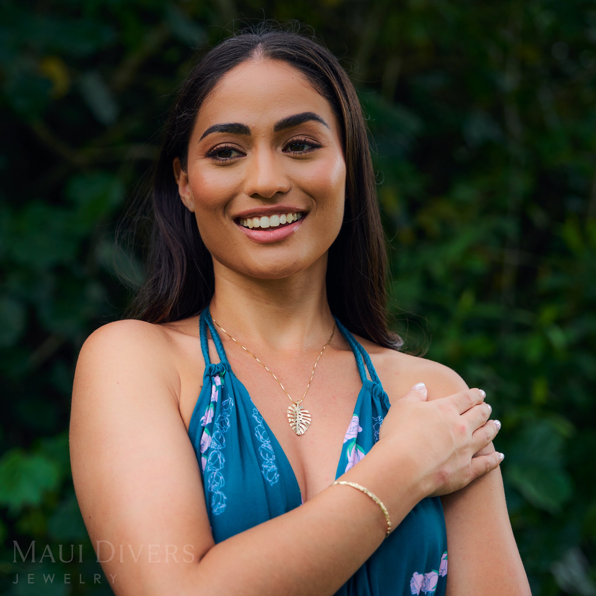 Monstera Pendant in Gold - 35mm