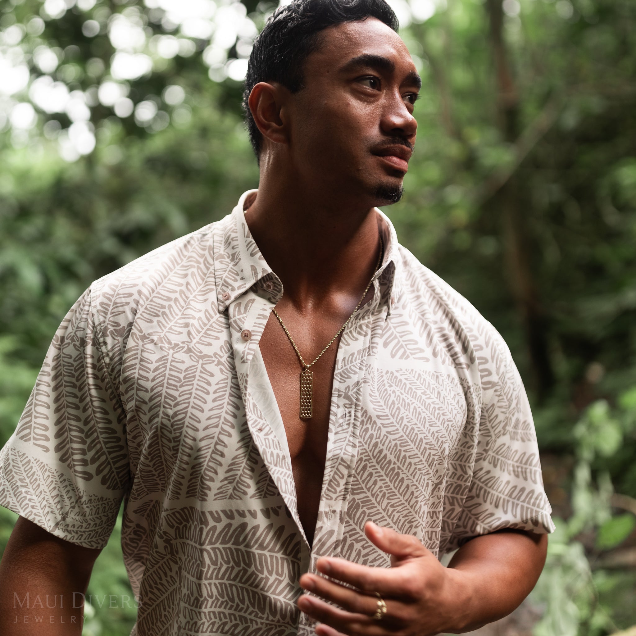 Kamohoaliʻi ʻIwa バード・フェザー・ペンダント ゴールド 50mm