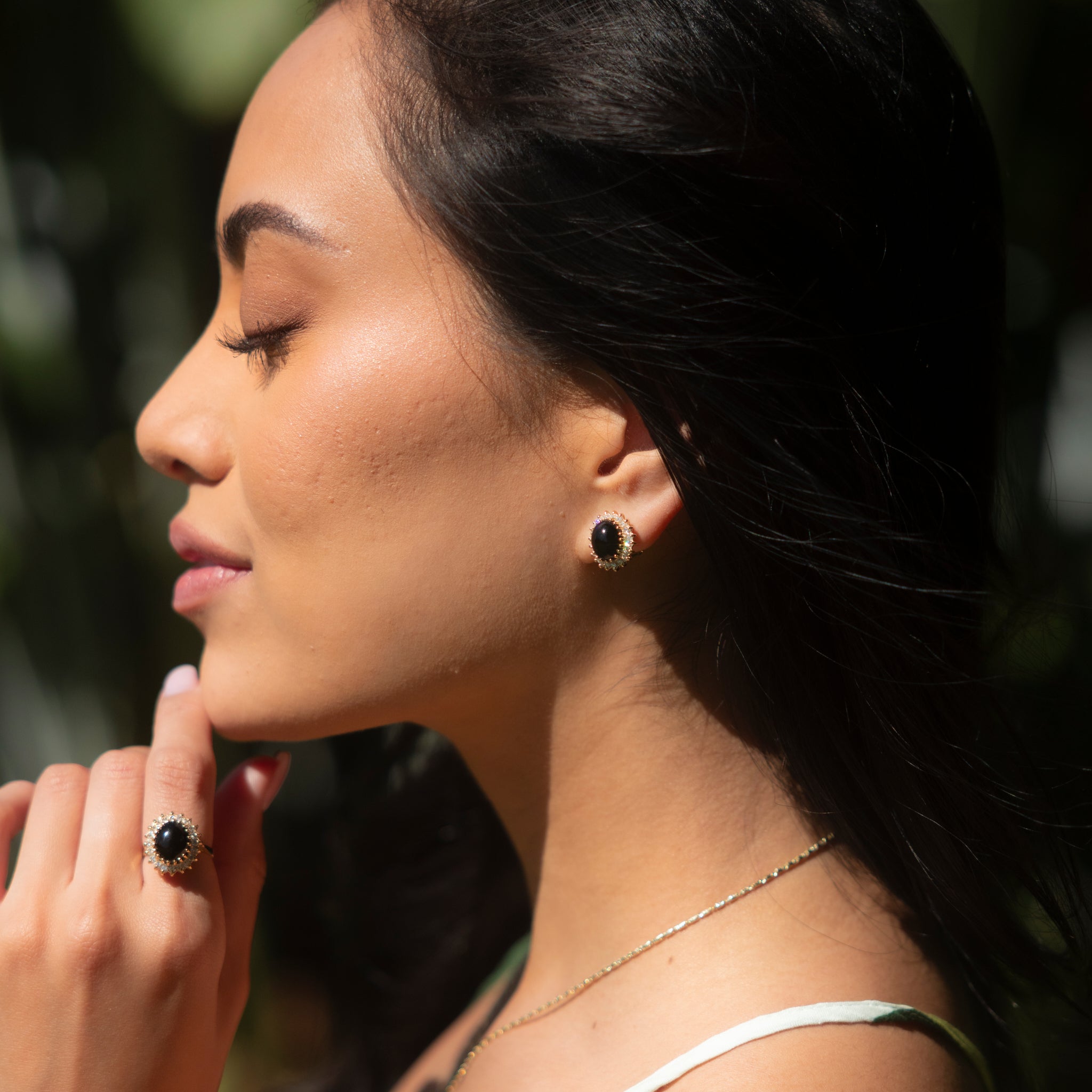 Princess Ka‘iulani Black Coral Earrings in Gold with Diamonds - 15.5mm