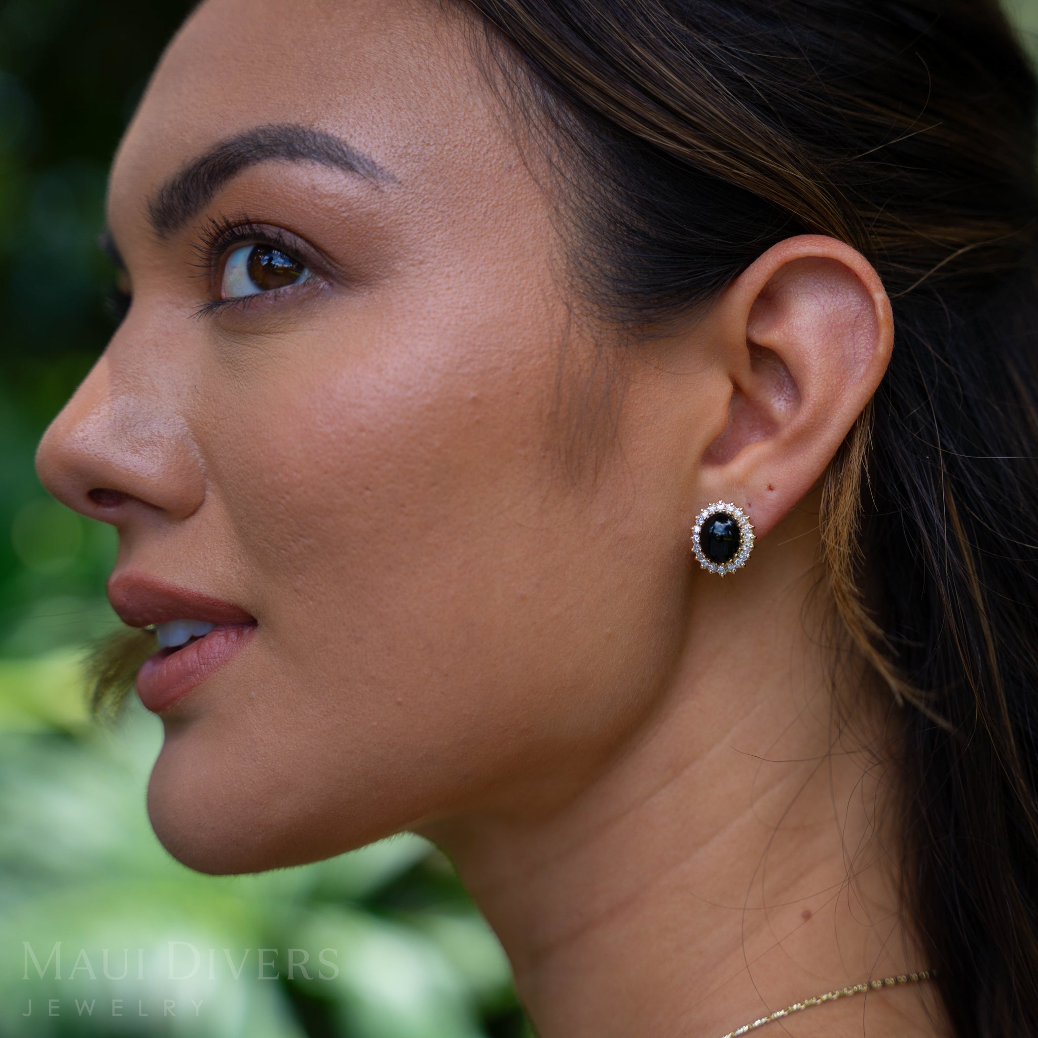 Princess Ka‘iulani Black Coral Earrings in Gold with Diamonds - 15.5mm