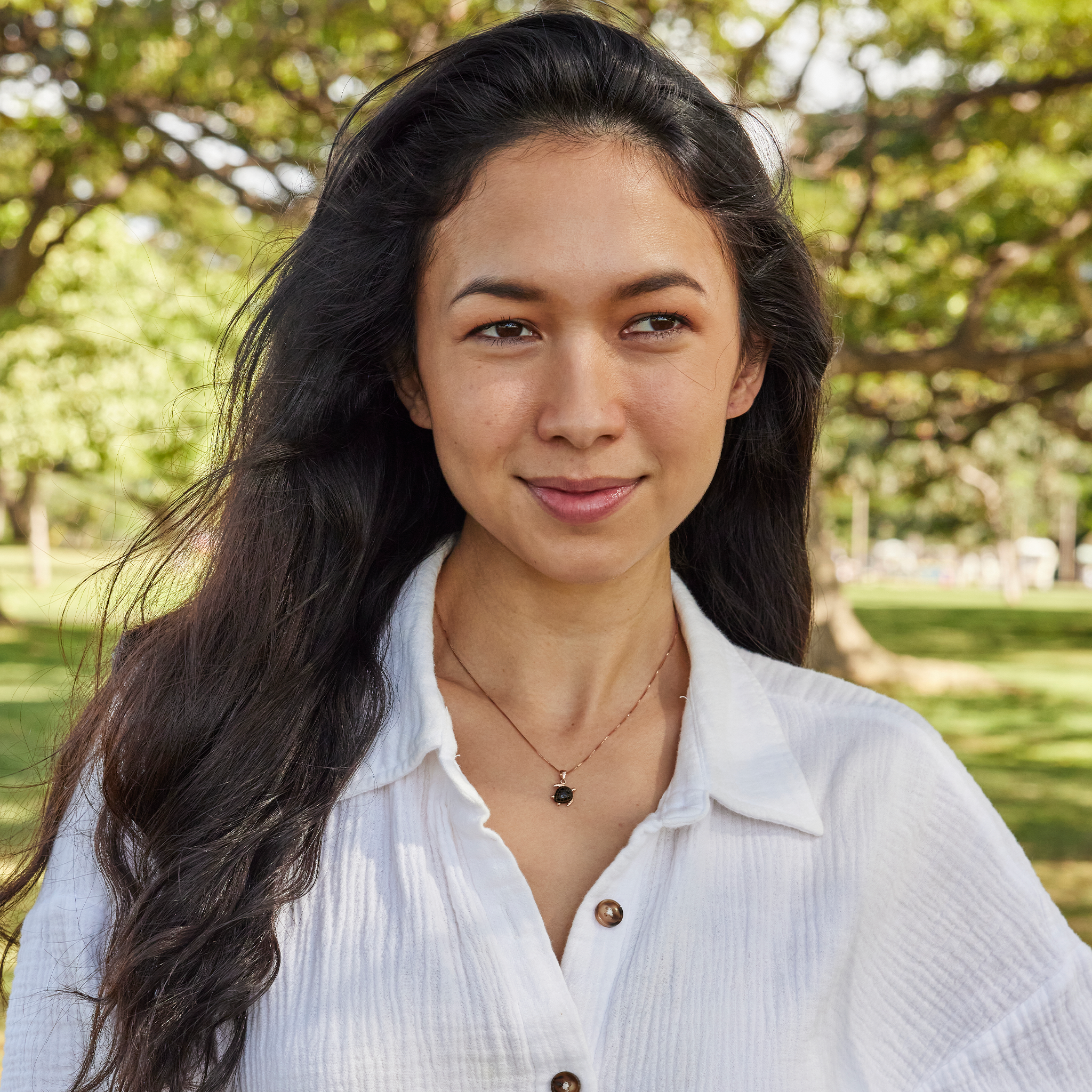 Honu Black Coral Pendant in Rose Gold - 11mm