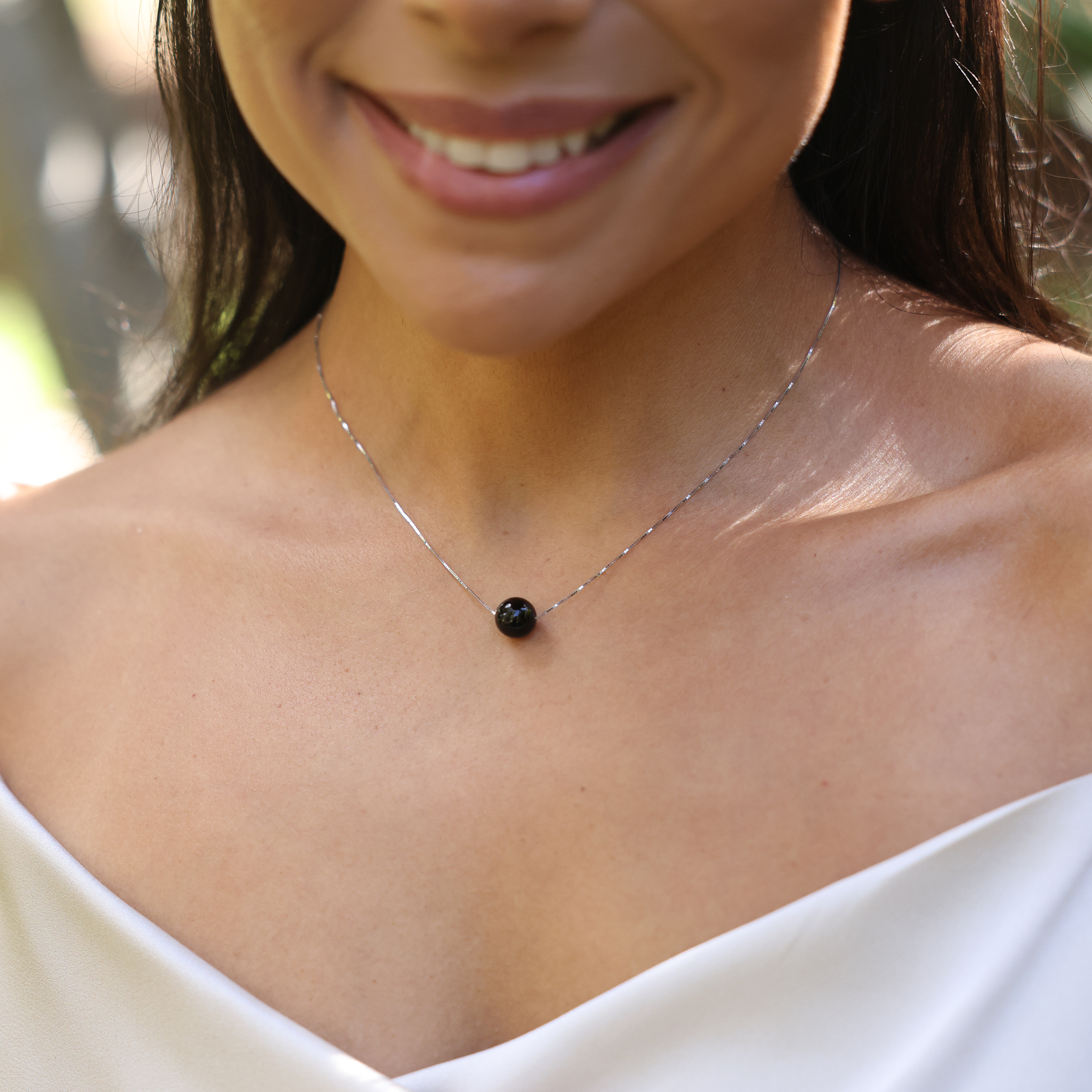 16" Hawaiian Black Coral Necklace in White Gold