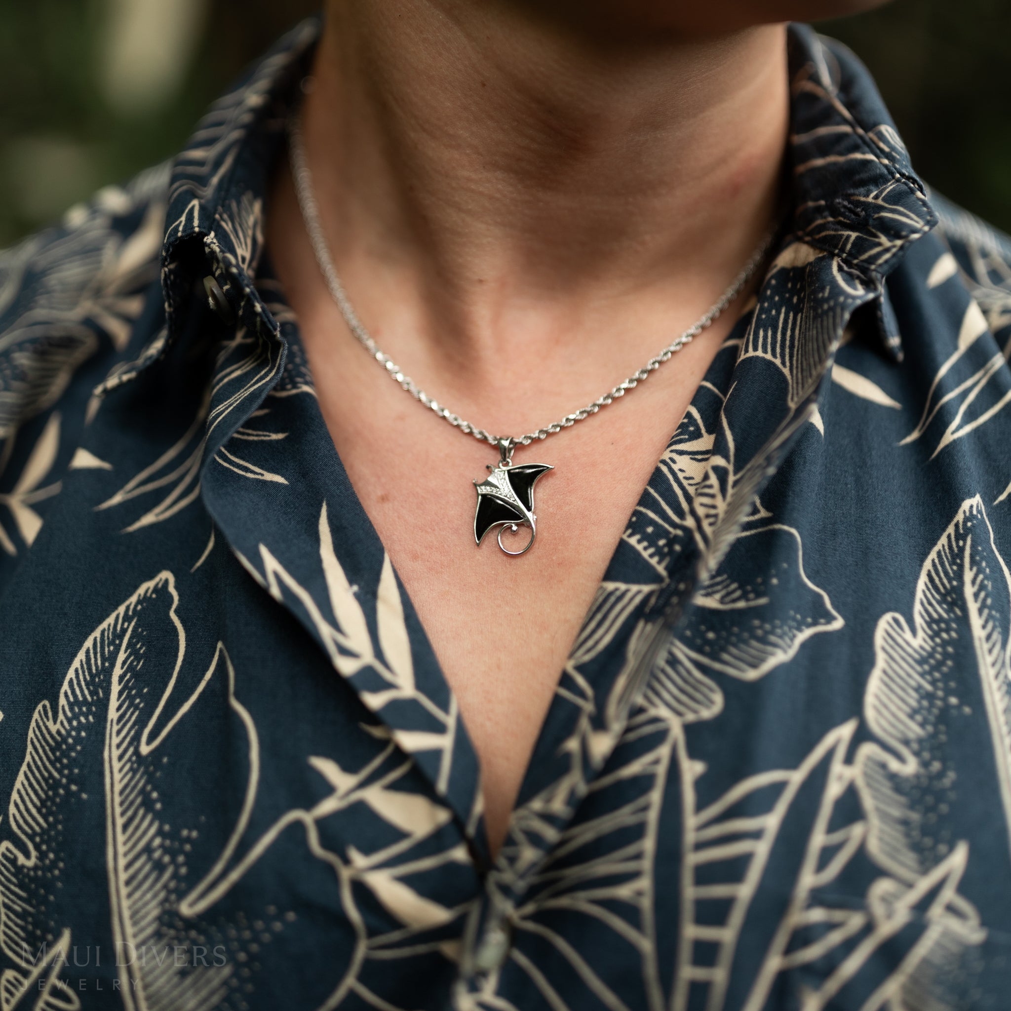 シーライフ・マンタ・ブラックコーラル・ペンダント ダイヤモンド ホワイトゴールド 21mm