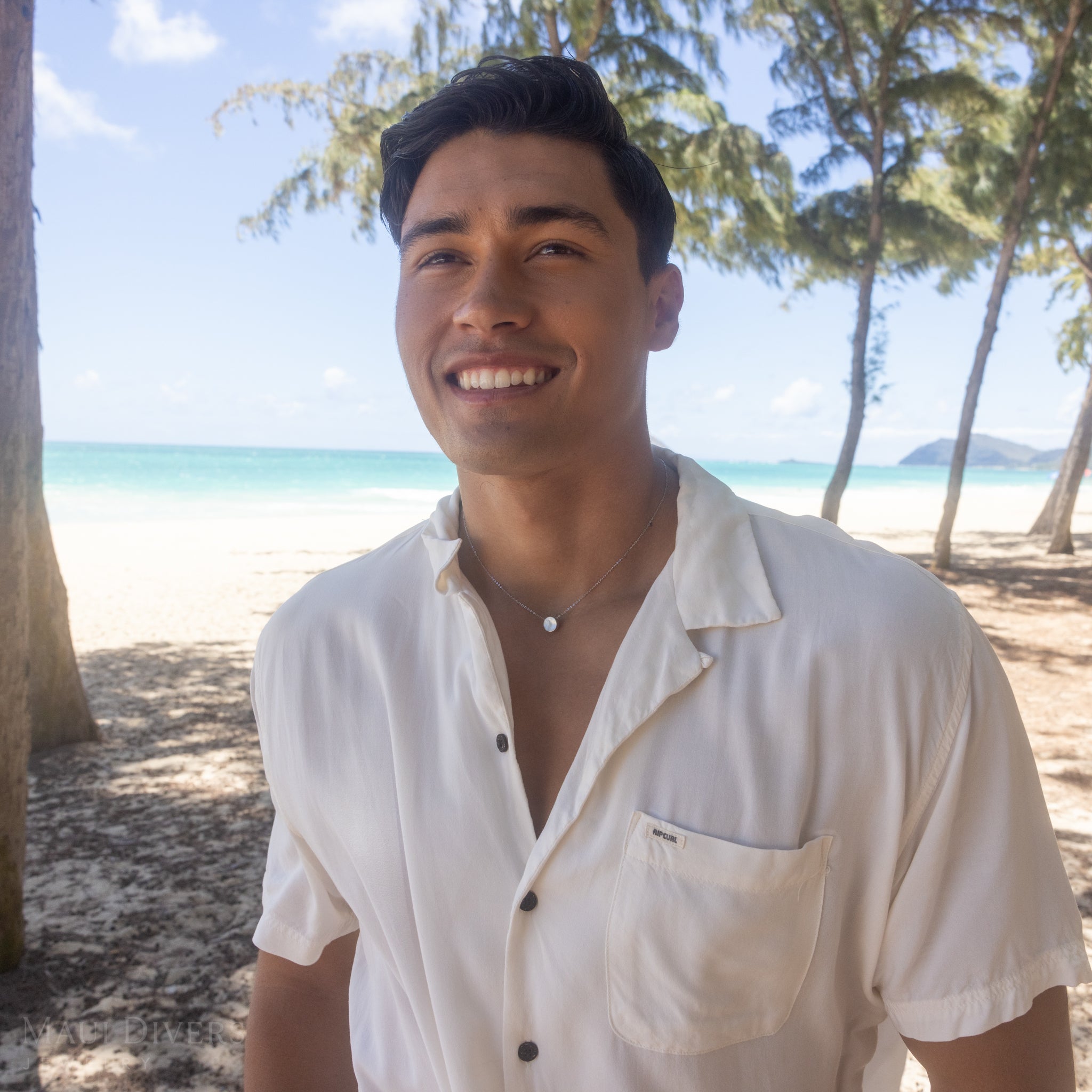 16-18インチ アジャスタブル エクリプス フリップサイド ブラックコーラル&マザーオブパール ネックレス ホワイトゴールド 9mm