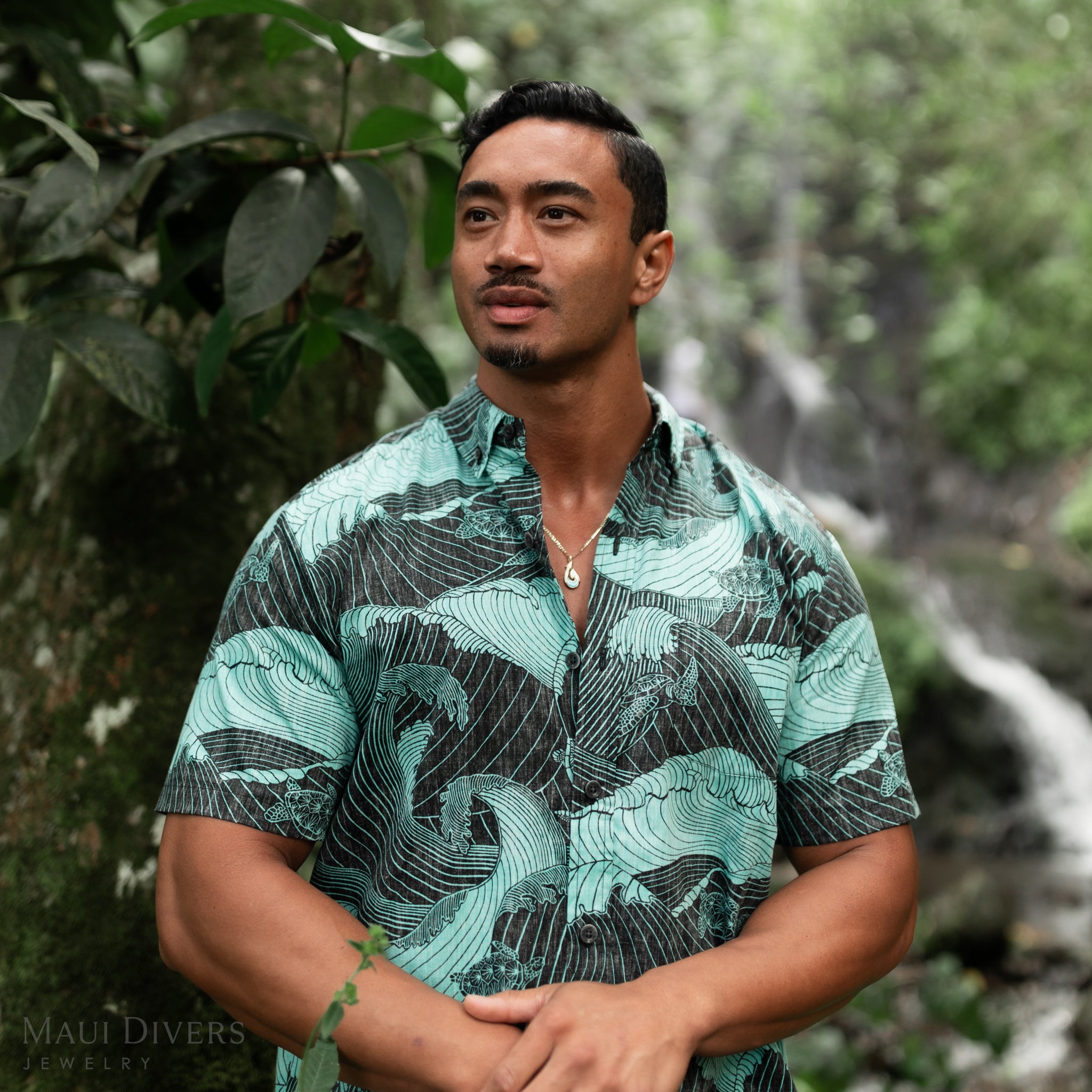 シーライフ・フィッシュフック・ターコイズ・ペンダント ダイヤモンド・ゴールド 27mm