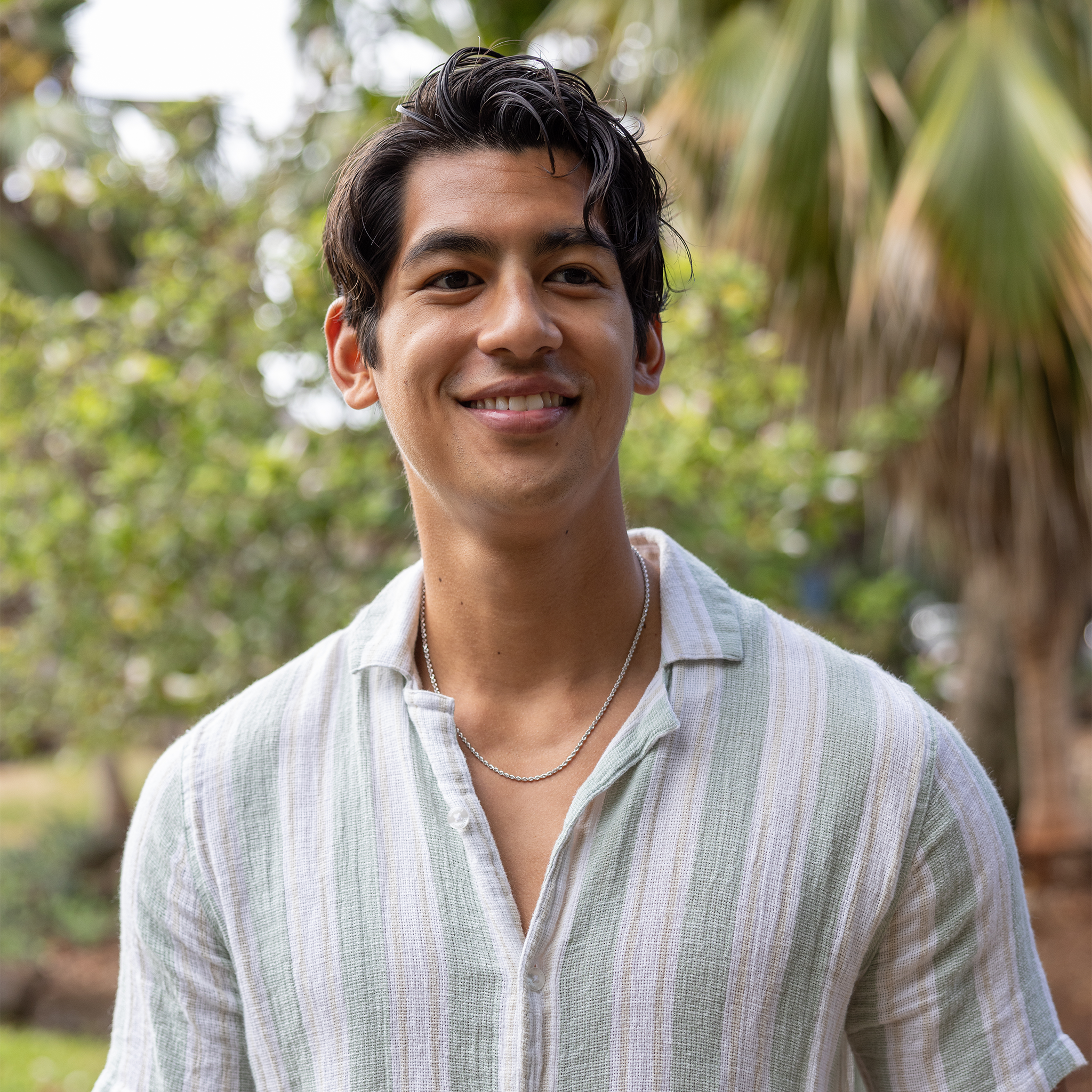 ホワイトゴールドの2.5mmロープチェーン