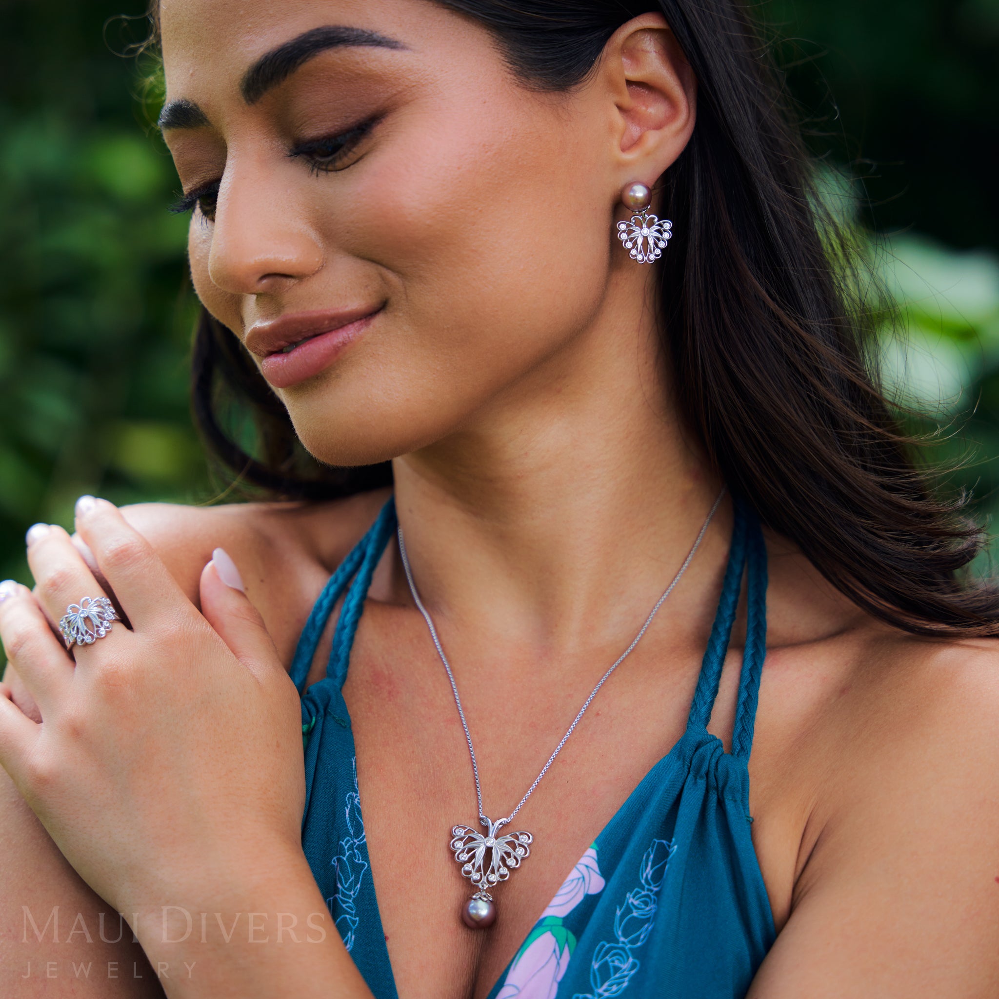 Pulelehua (Butterfly) Freshwater Pearl Pendant in Sterling Silver with Cubic Zirconia - 24mm