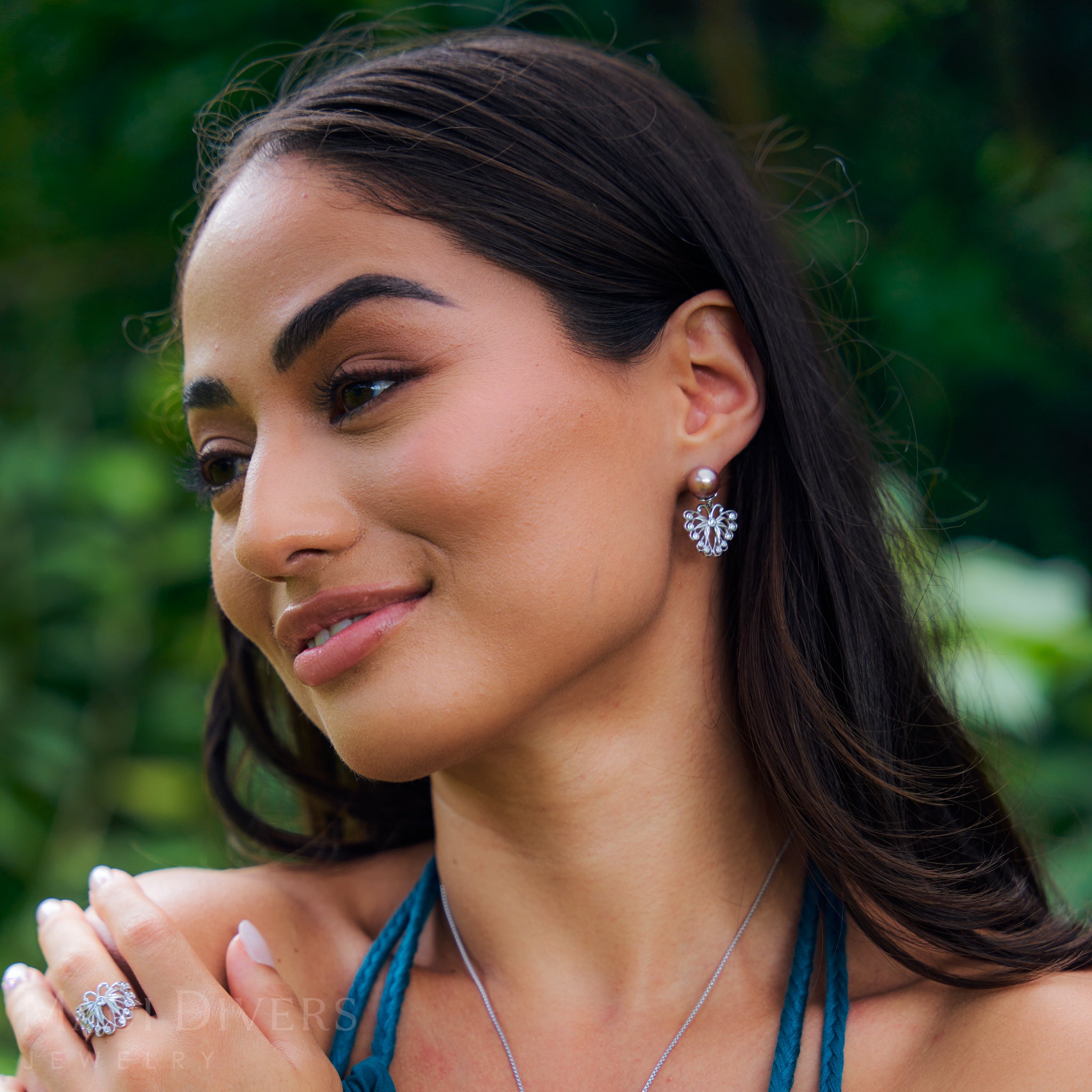 プーレフア(バタフライ)淡水パール ピアス キュービックジルコニア スターリングシルバー 9-10mm