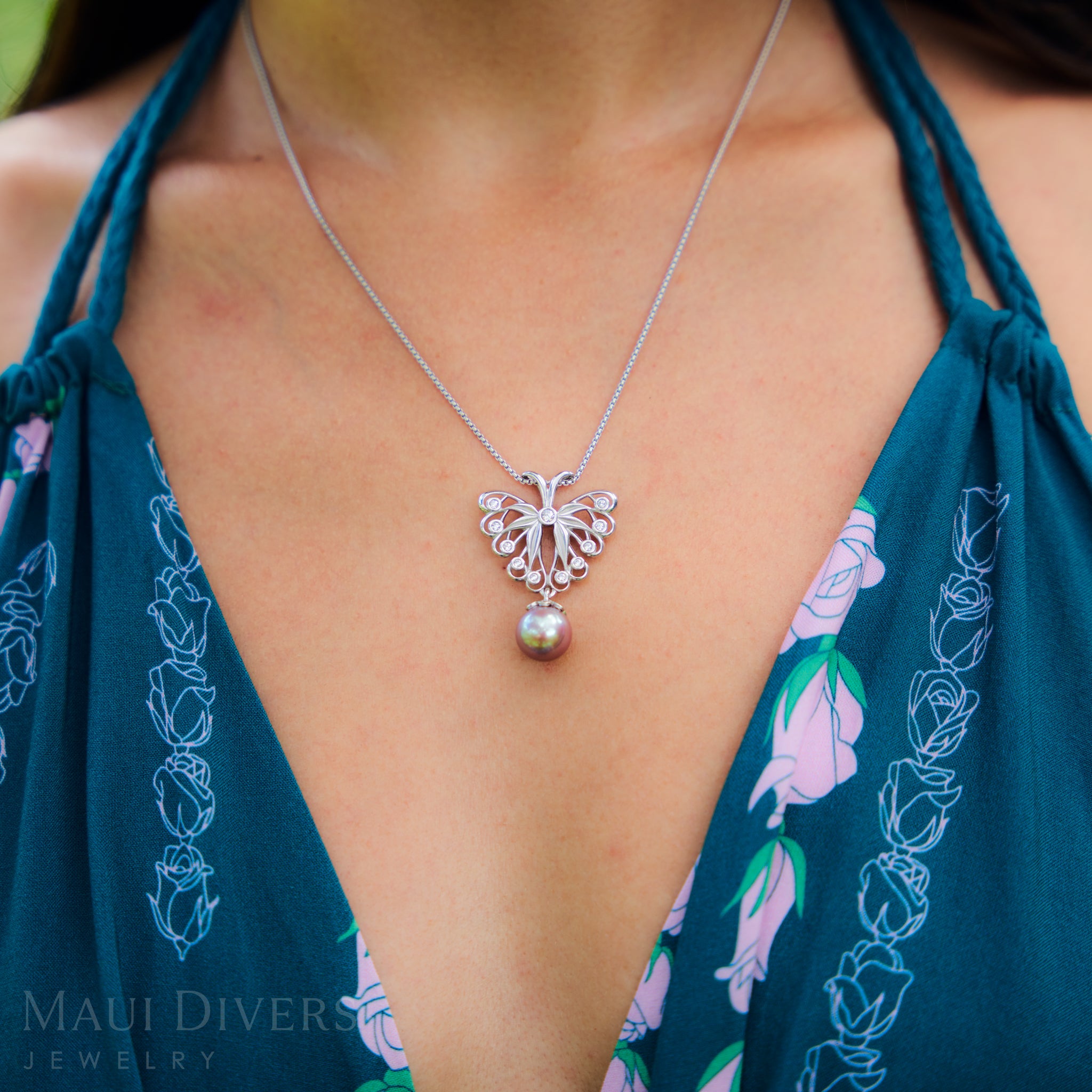 Pulelehua (Butterfly) Freshwater Pearl Pendant in Sterling Silver with Cubic Zirconia - 24mm