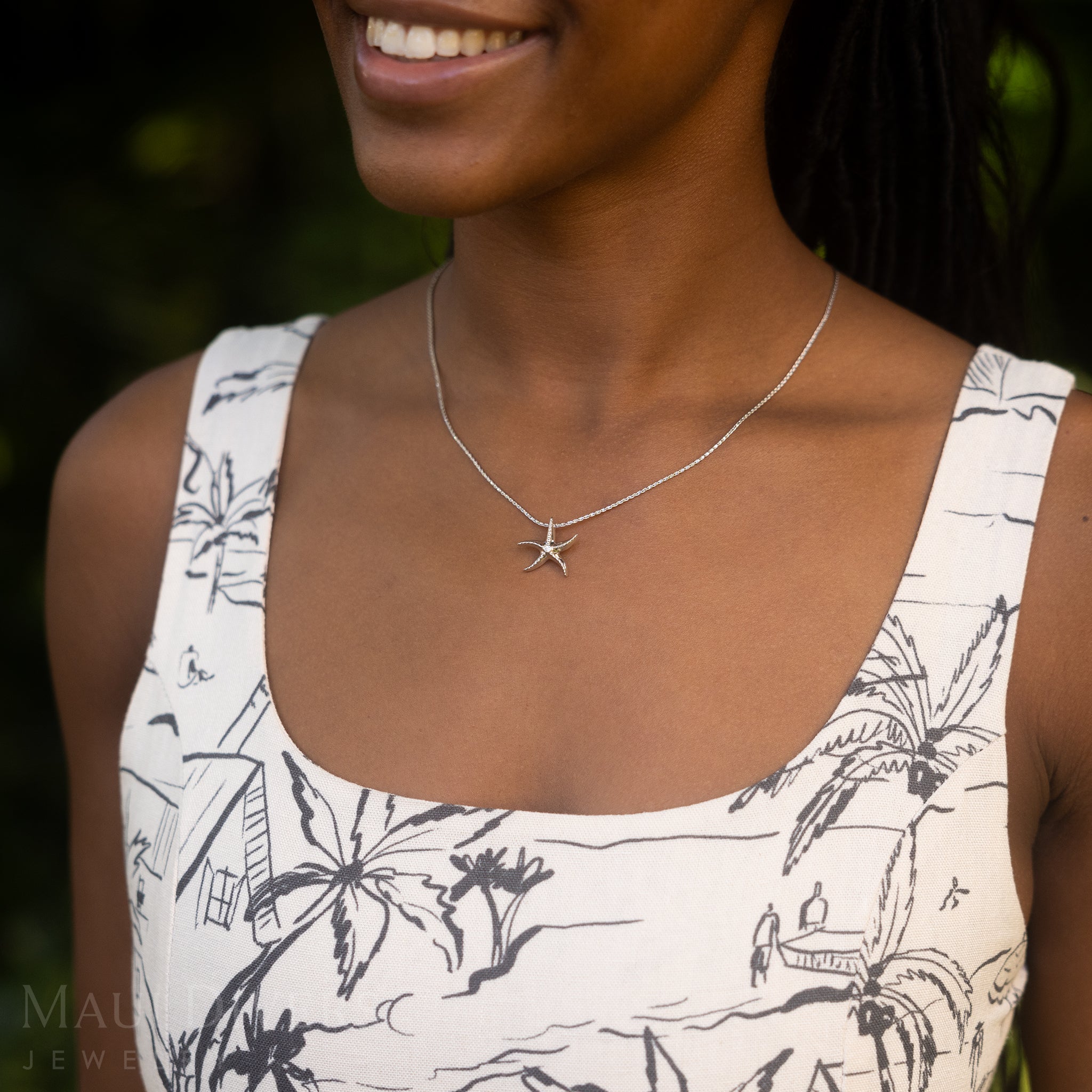 Starfish Pendant in Sterling Silver with Cubic Zirconia- 18mm