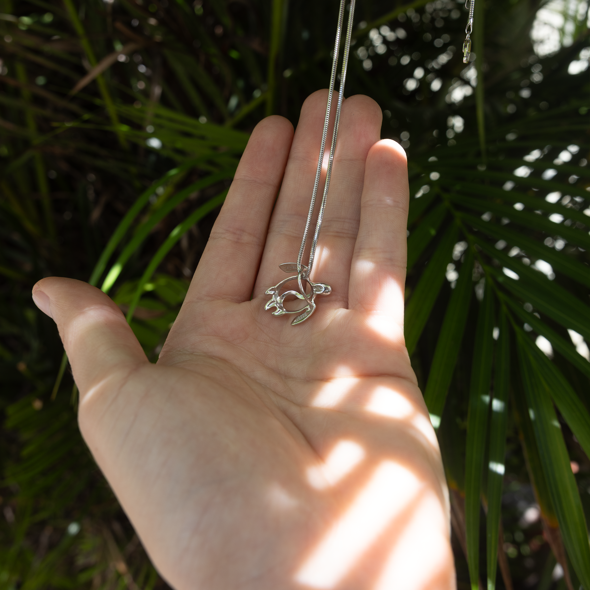 ホヌ・インヤン・ペンダント スターリングシルバー 21mm