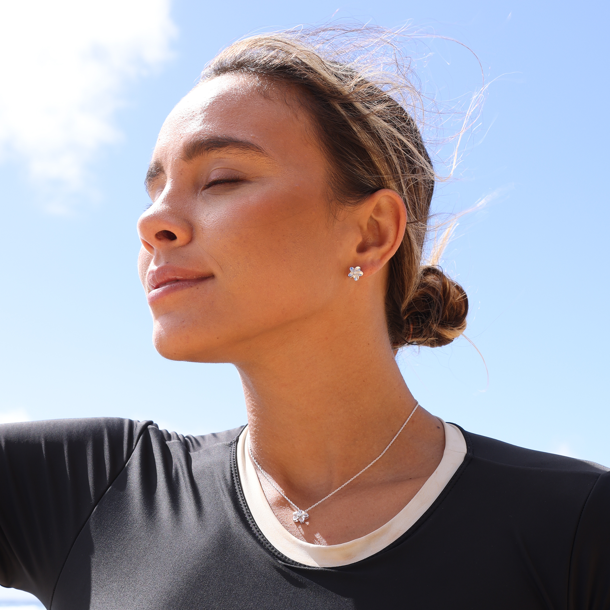 ハワイアン・エアルームプルメリア イヤリング ダイヤモンド ホワイトゴールド 9mm