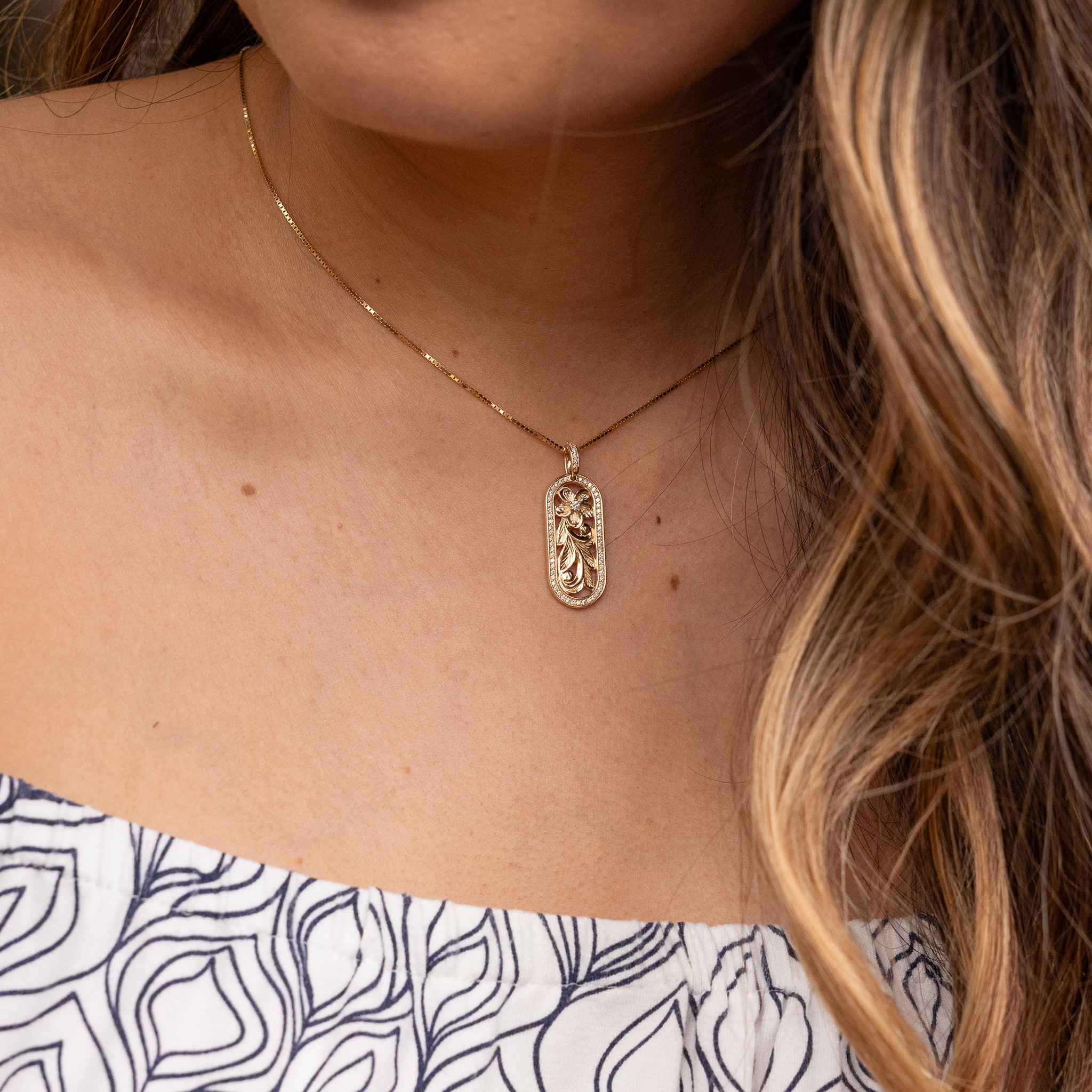 ハワイアン・エアプルメリア ペンダント ダイヤモンド ゴールド 27mm