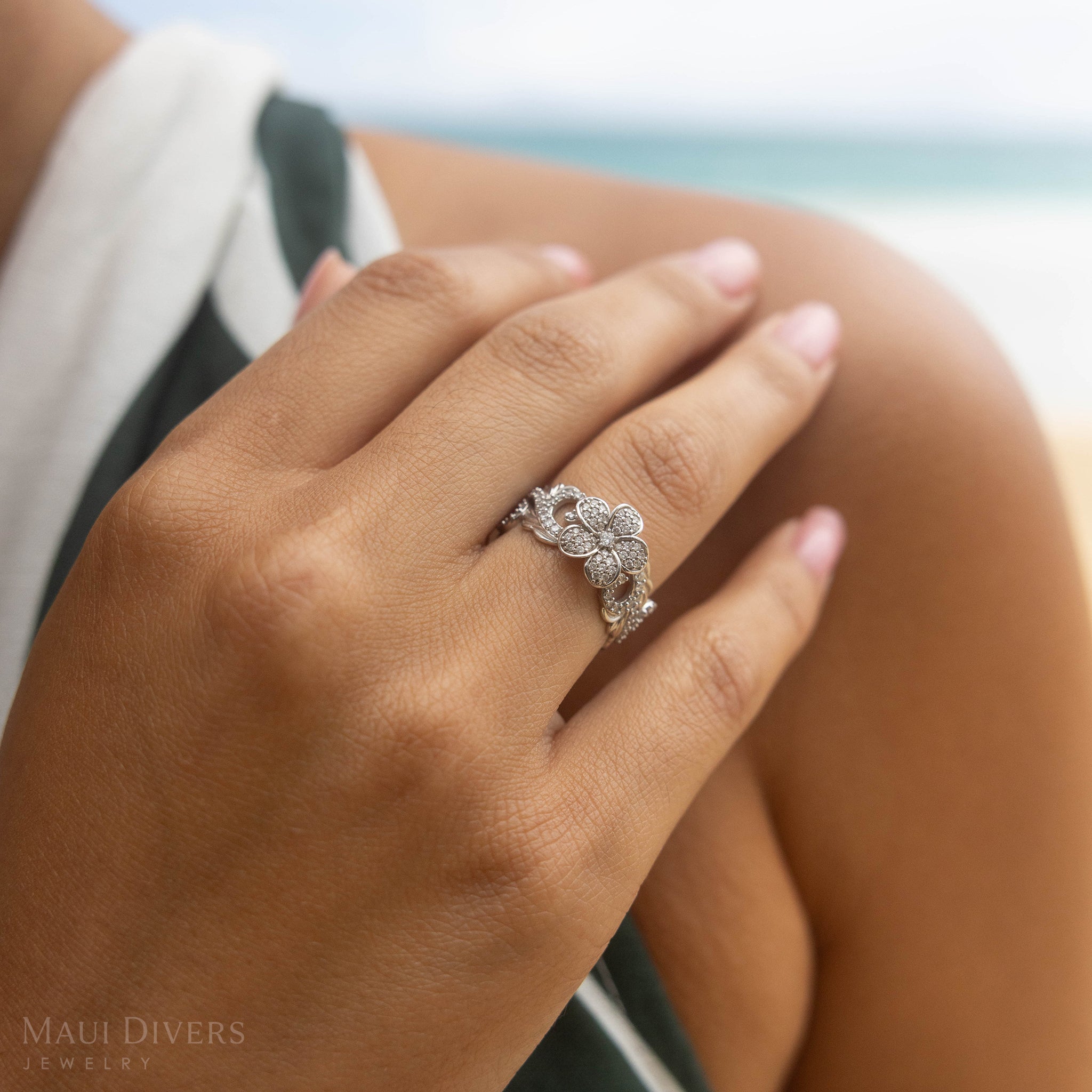 ハワイアン・エアルームプルメリア ダイヤモンド ホワイトゴールド - 10mm