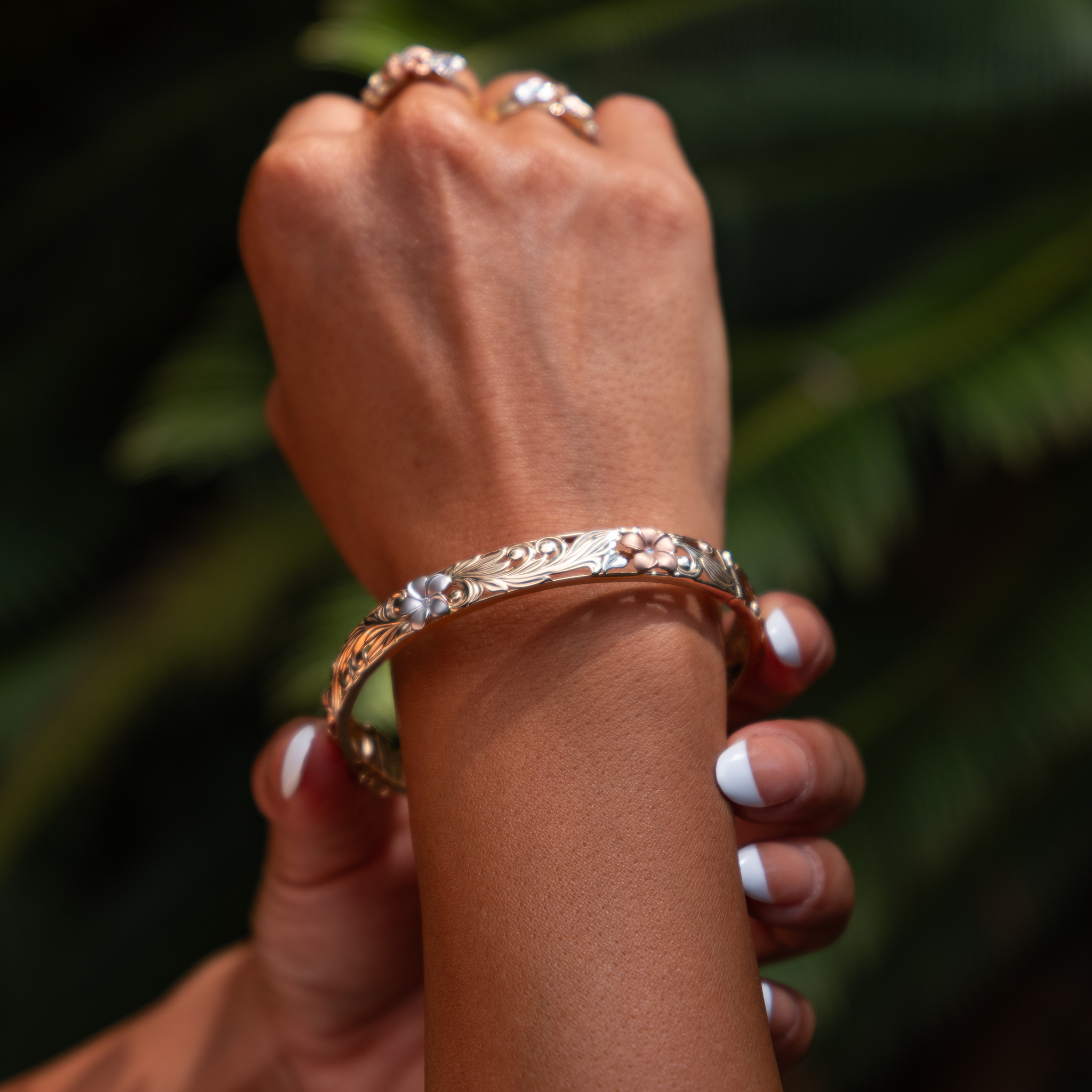 ハワイアン・エアルームプルメリア ヒンジブレスレット ダイヤモンド 8mm スリーカラーゴールド