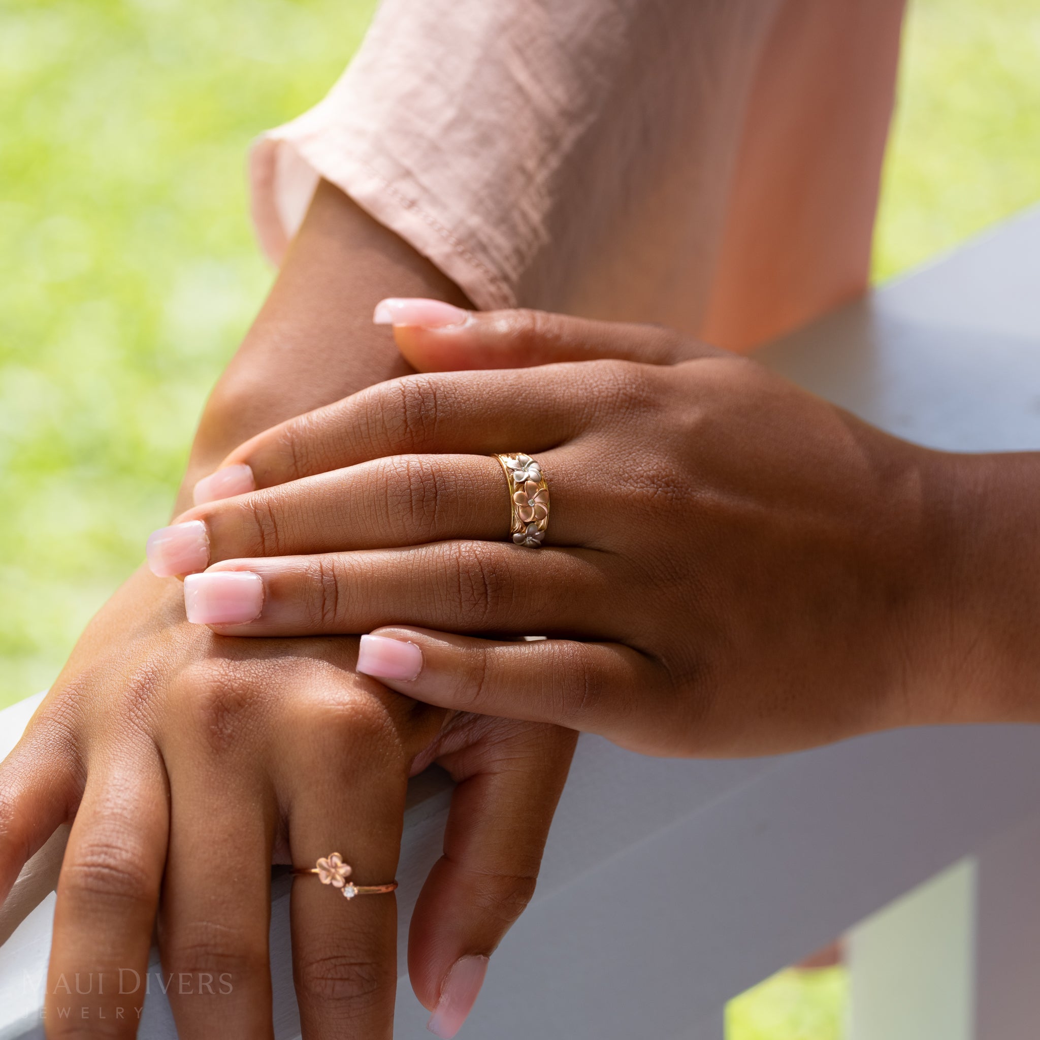 ハワイアン・エアルームプルメリア リング ダイヤモンド トライカラー ゴールド - 8mm