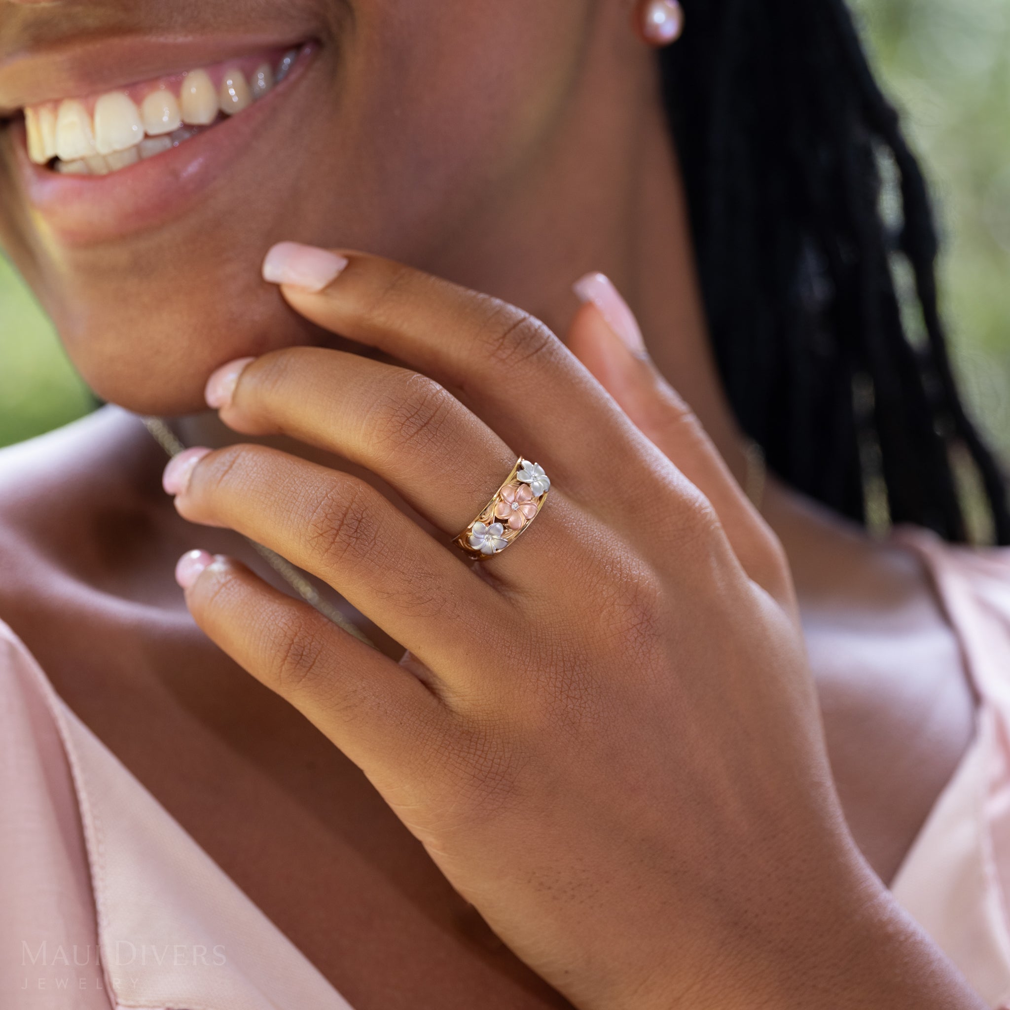 ハワイアン・エアルームプルメリア リング ダイヤモンド トライカラー ゴールド - 8mm