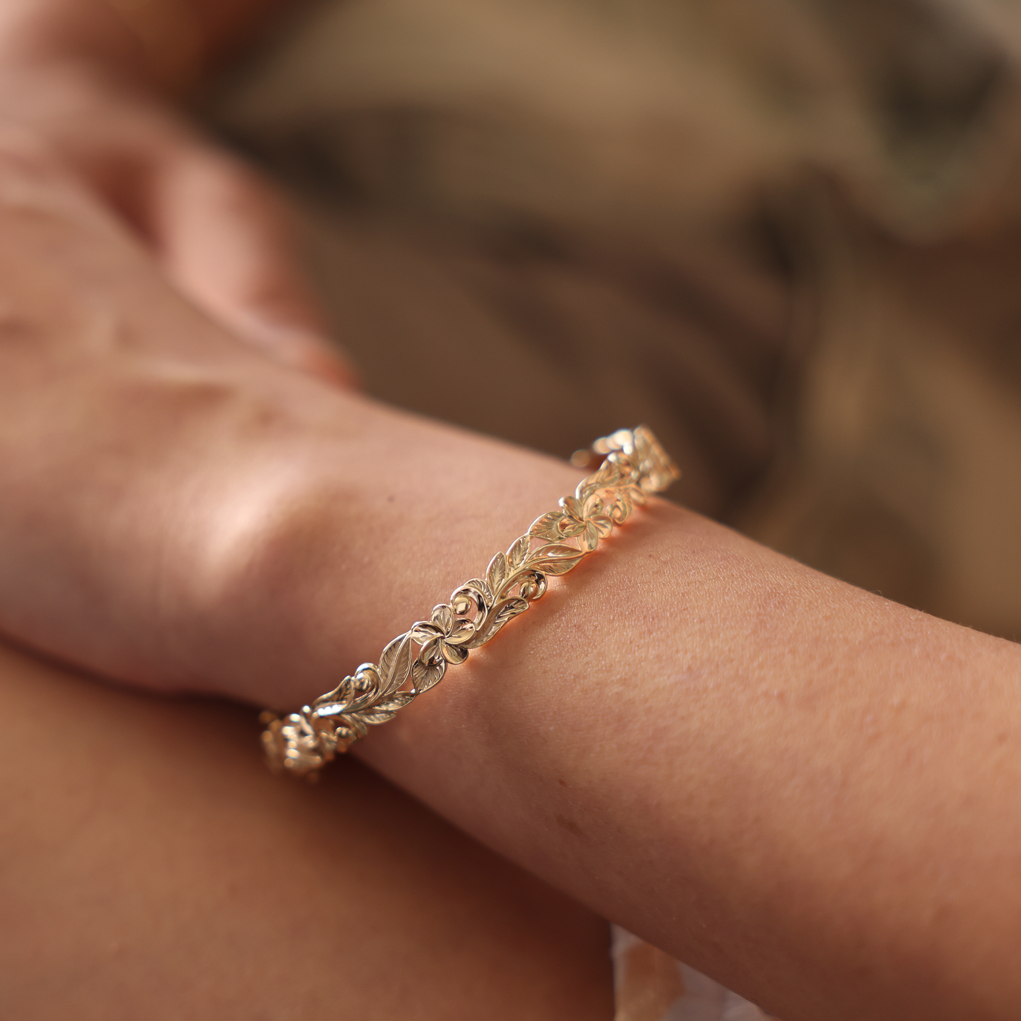 プルメリア ヒンジ・ブレスレット ゴールド - 8mm