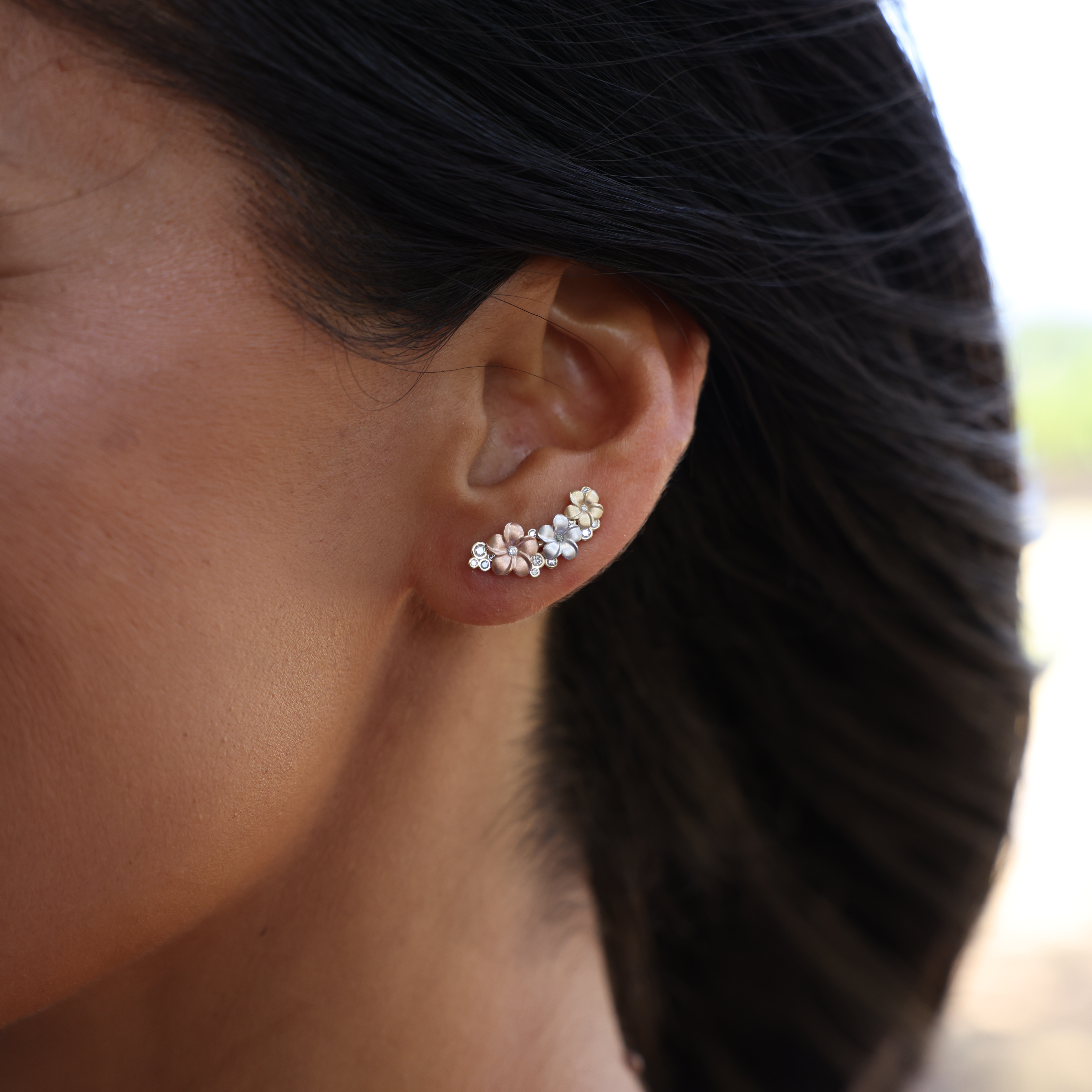 プルメリア クライマー クライマー イヤリング ダイヤモンド トライカラー ゴールド