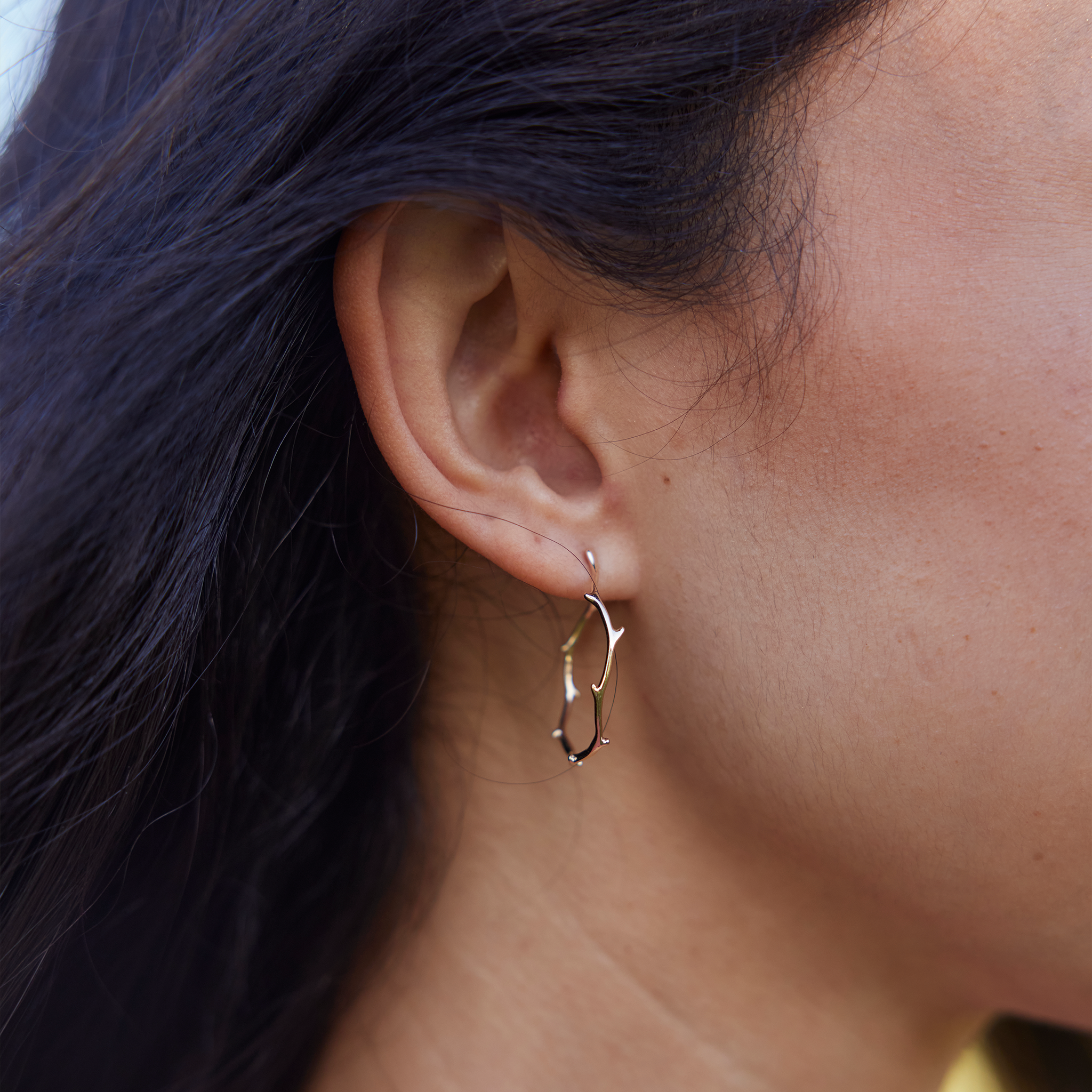 ヘリテージ フープ ピアス ゴールド - 25mm