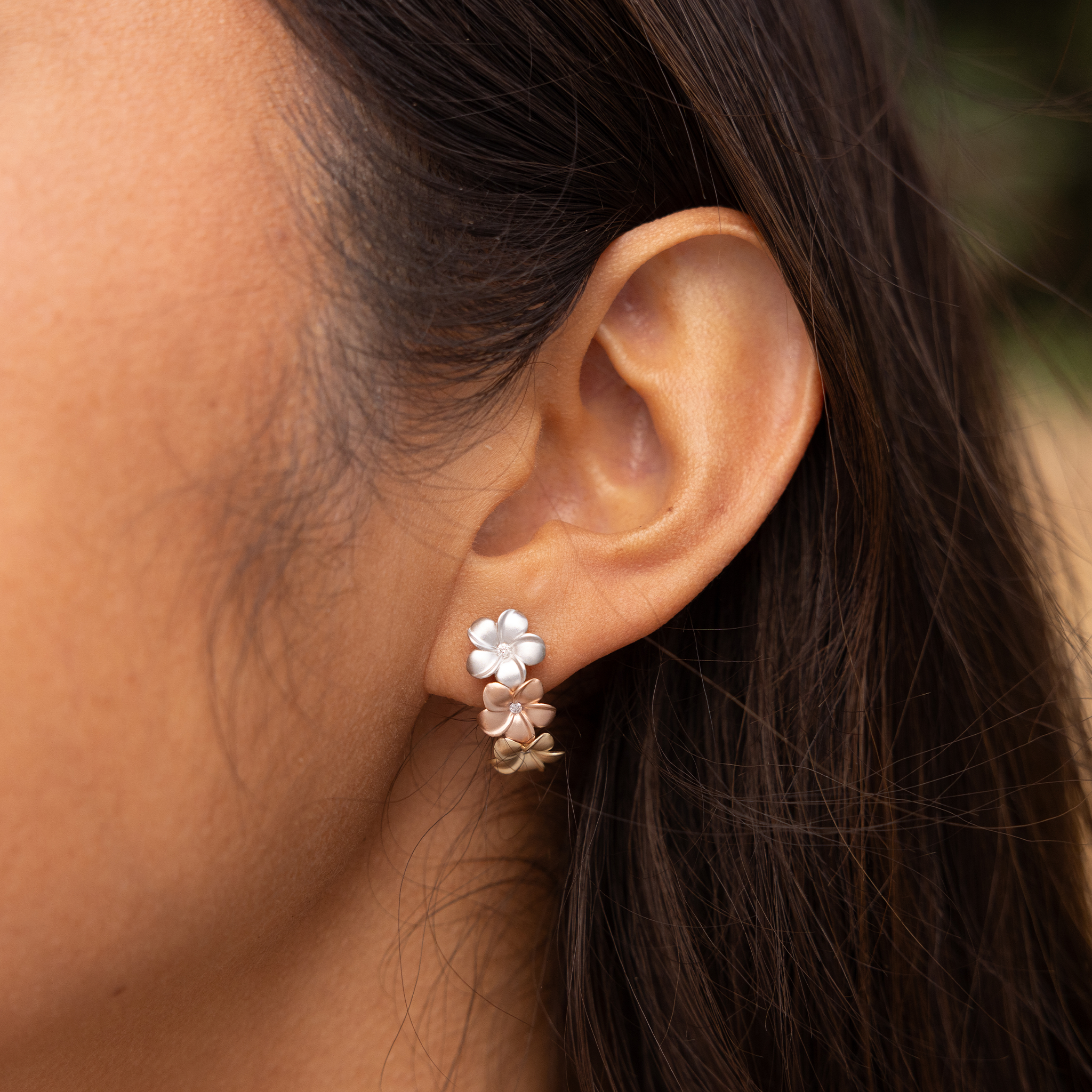 プルメリア イヤリング ダイヤモンド トライカラー ゴールド