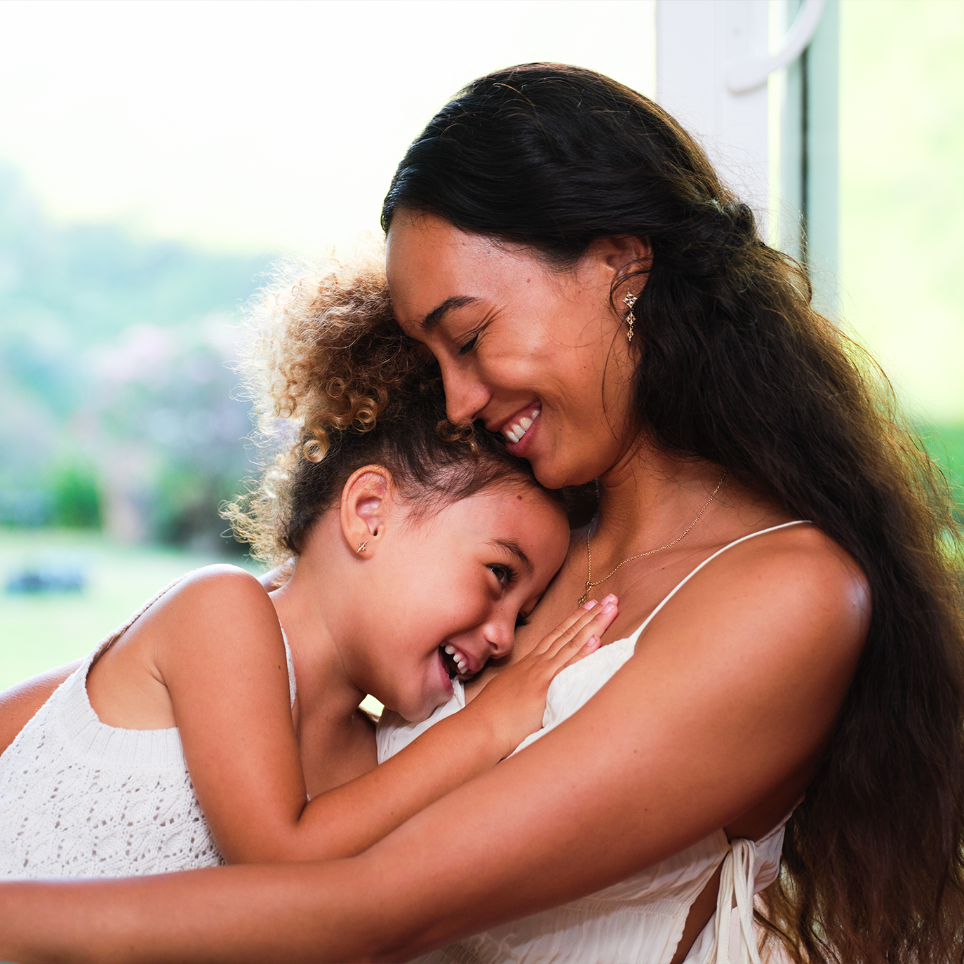 Hawaiian Quilted Star Earrings in Gold with Diamonds - 34mm