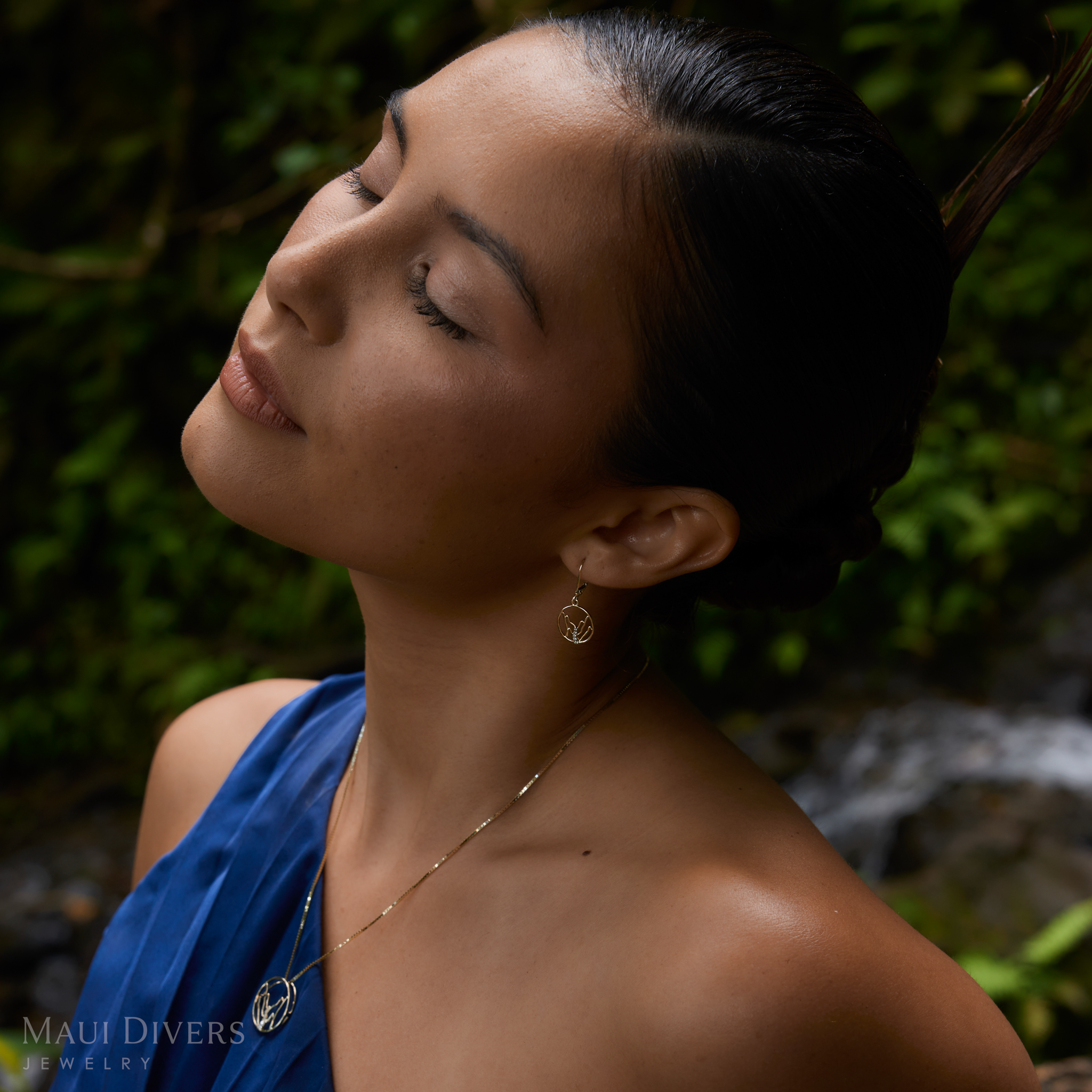 Koʻolau Waterfall Earrings in Gold with Diamonds - 13mm