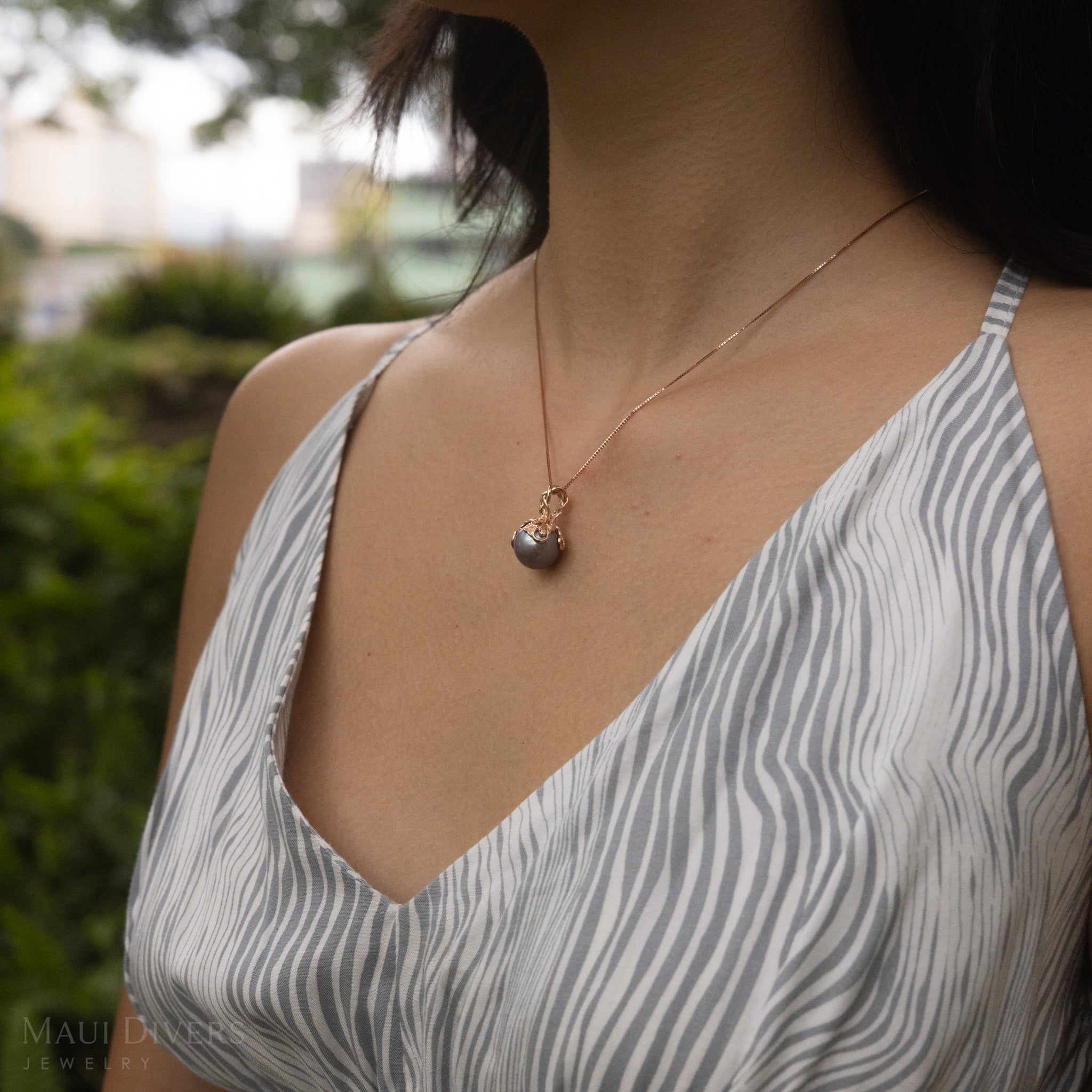 リビング・ヘアルーム ウルトラバイオレット・フレッシュウォーター・パール・ペンダント ダイヤモンド ローズゴールド - 12-13mm