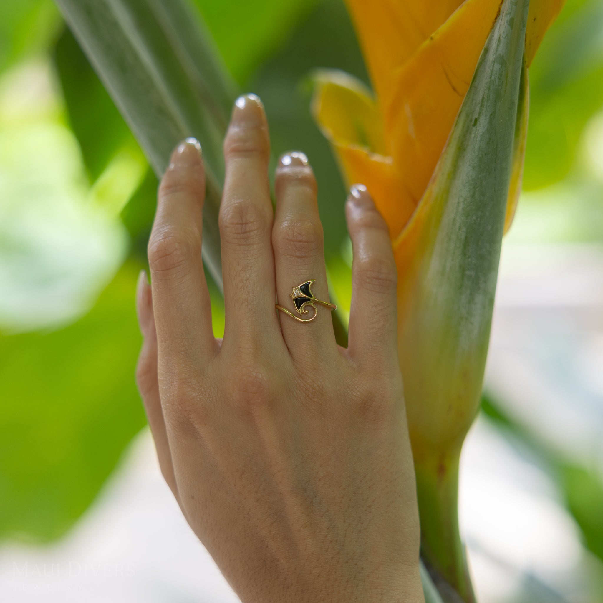 シーライフ・マンタ・ブラックコーラル・リング ダイヤモンド・ゴールド - 12mm