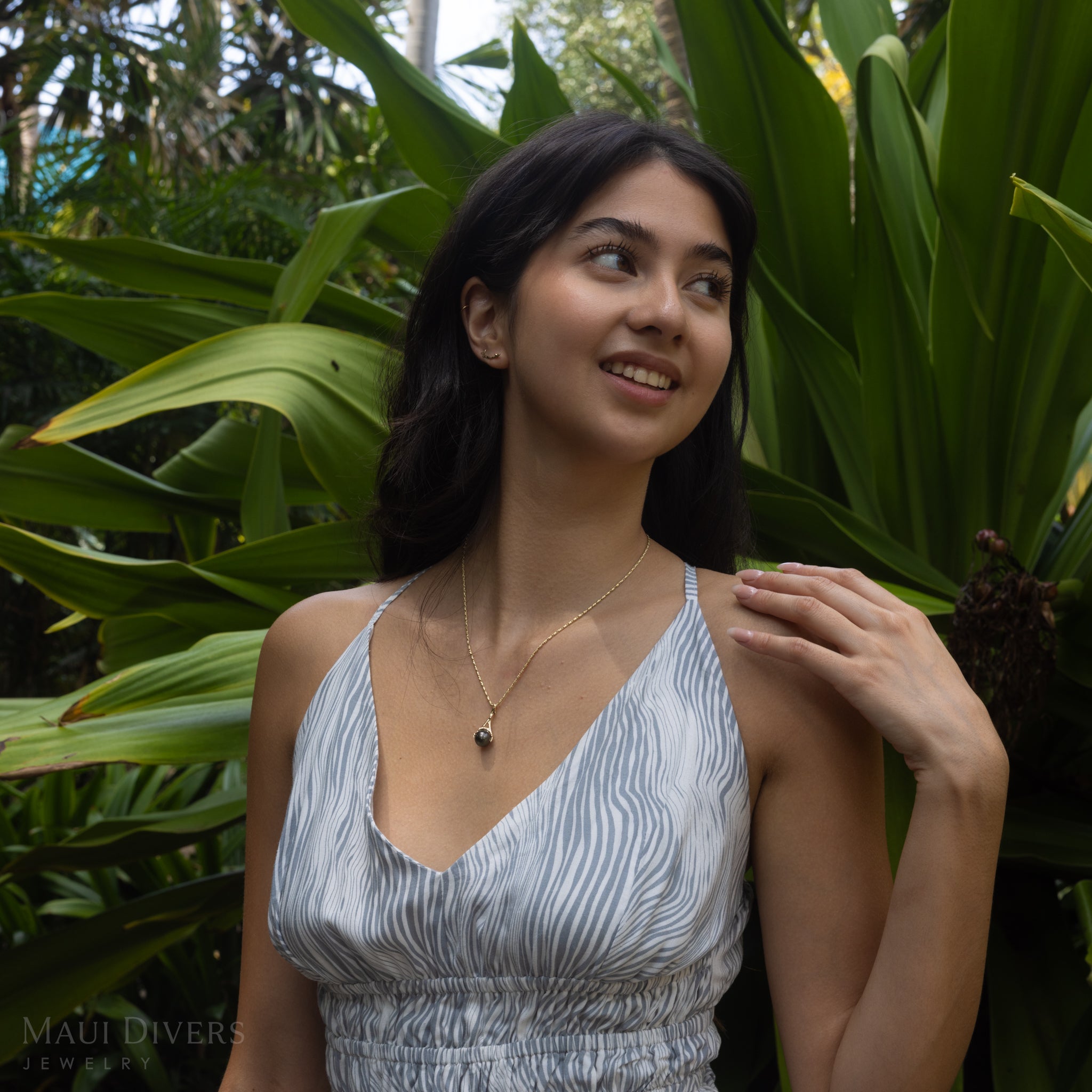 ヘリテージ・クライマー・ピアス ゴールド