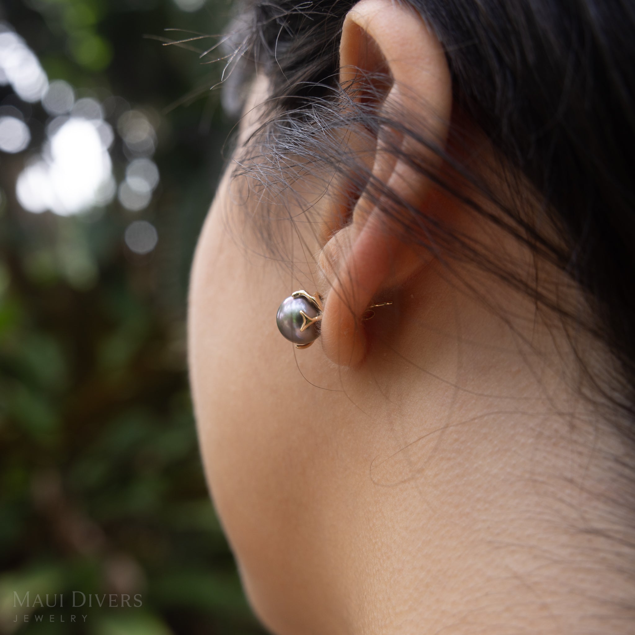 ヘリテージ・タヒチアン・パール・イヤリング ゴールド - 9-10mm