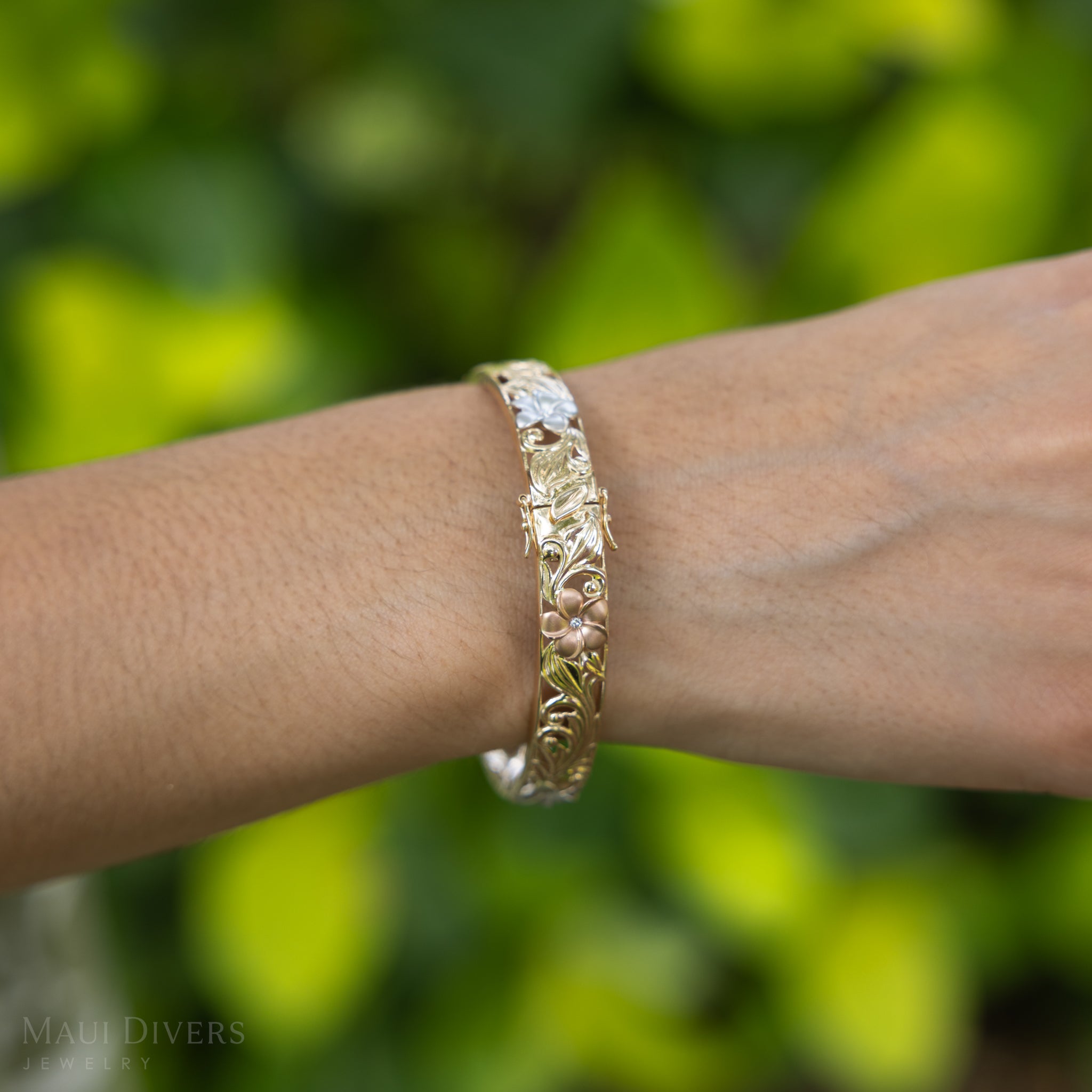 ハワイアン・エアプルメリア ヒンジブレスレット ダイヤモンド スリーカラーゴールド 10mm