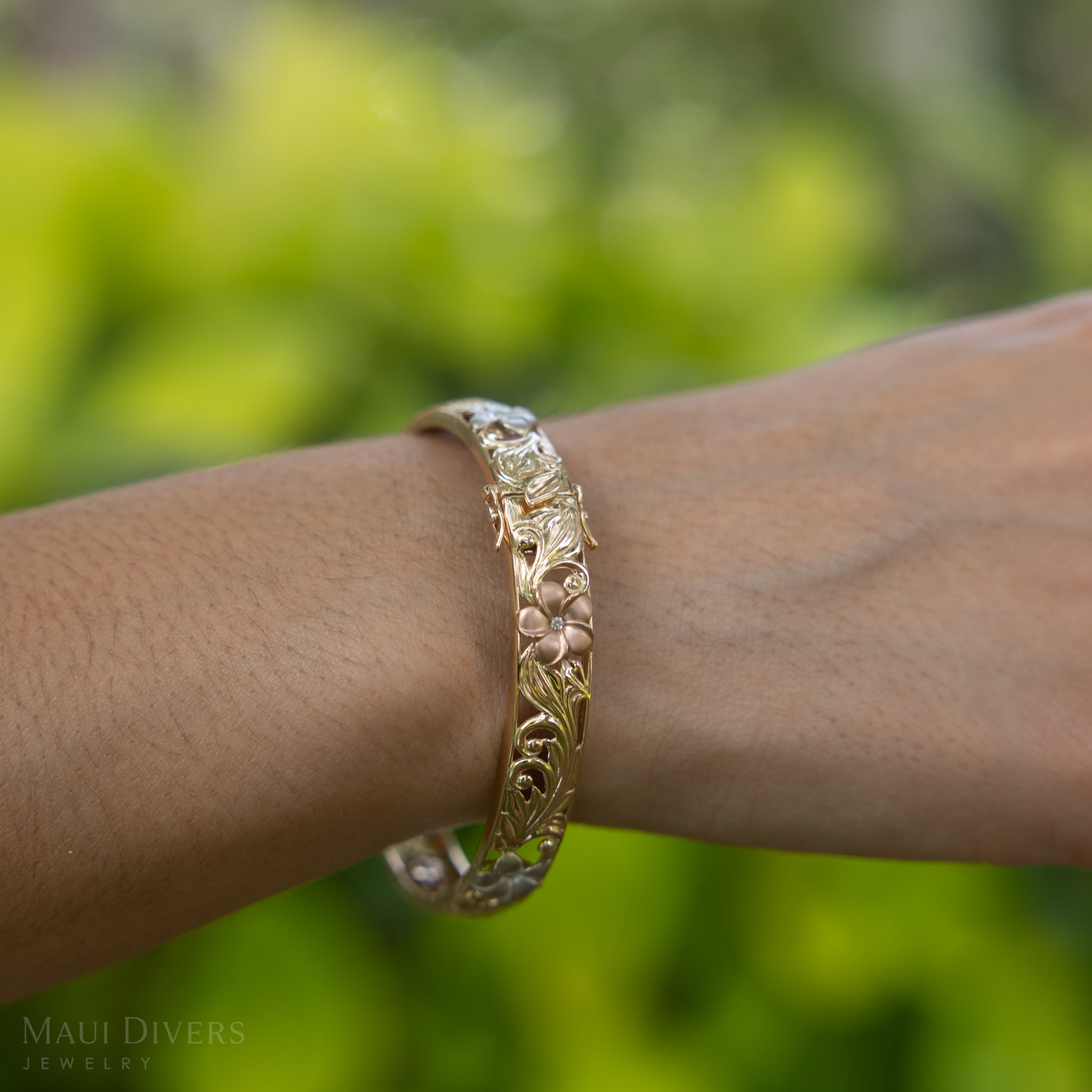 ハワイアン・エアプルメリア ヒンジブレスレット ダイヤモンド スリーカラーゴールド 10mm