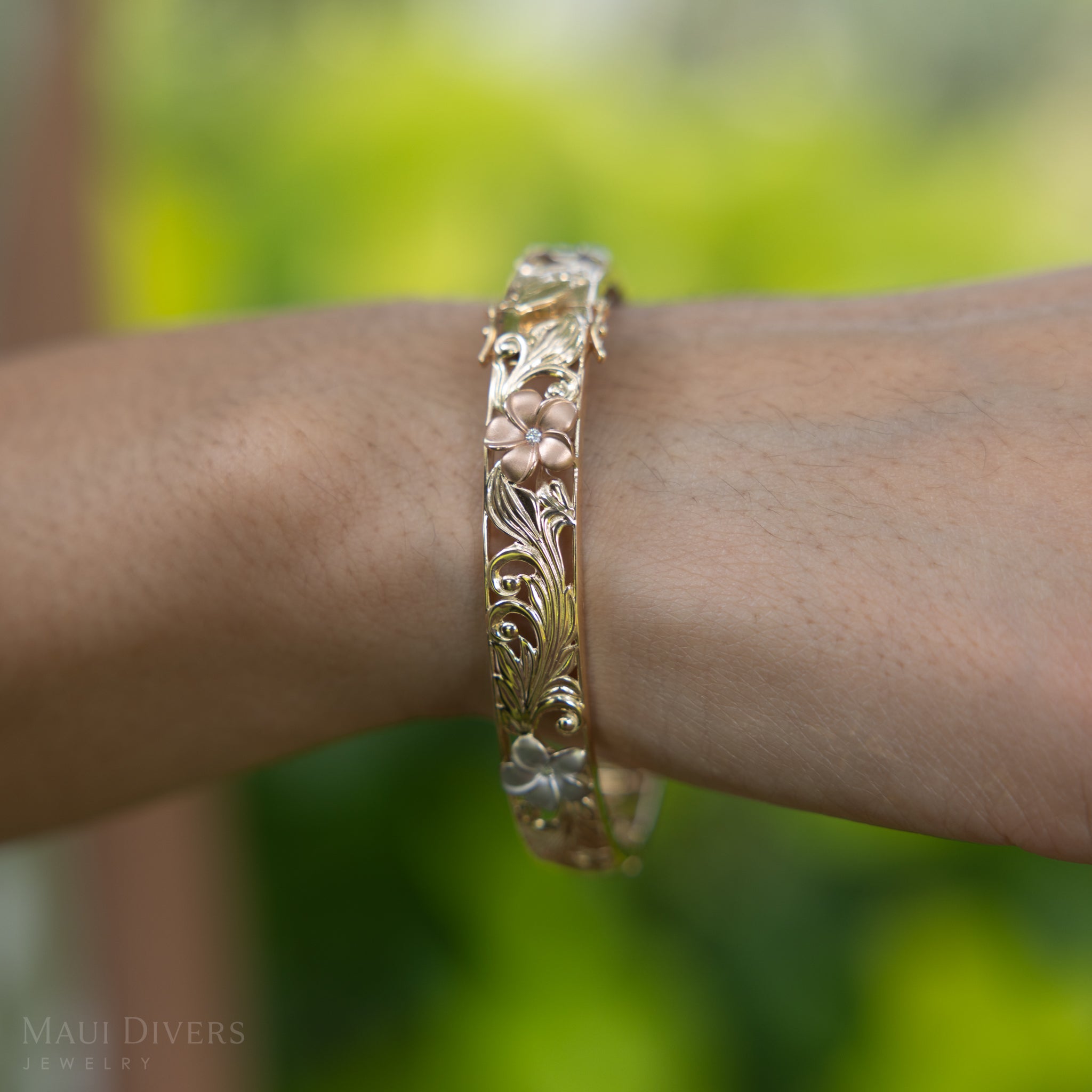 ハワイアン・エアプルメリア ヒンジブレスレット ダイヤモンド スリーカラーゴールド 10mm