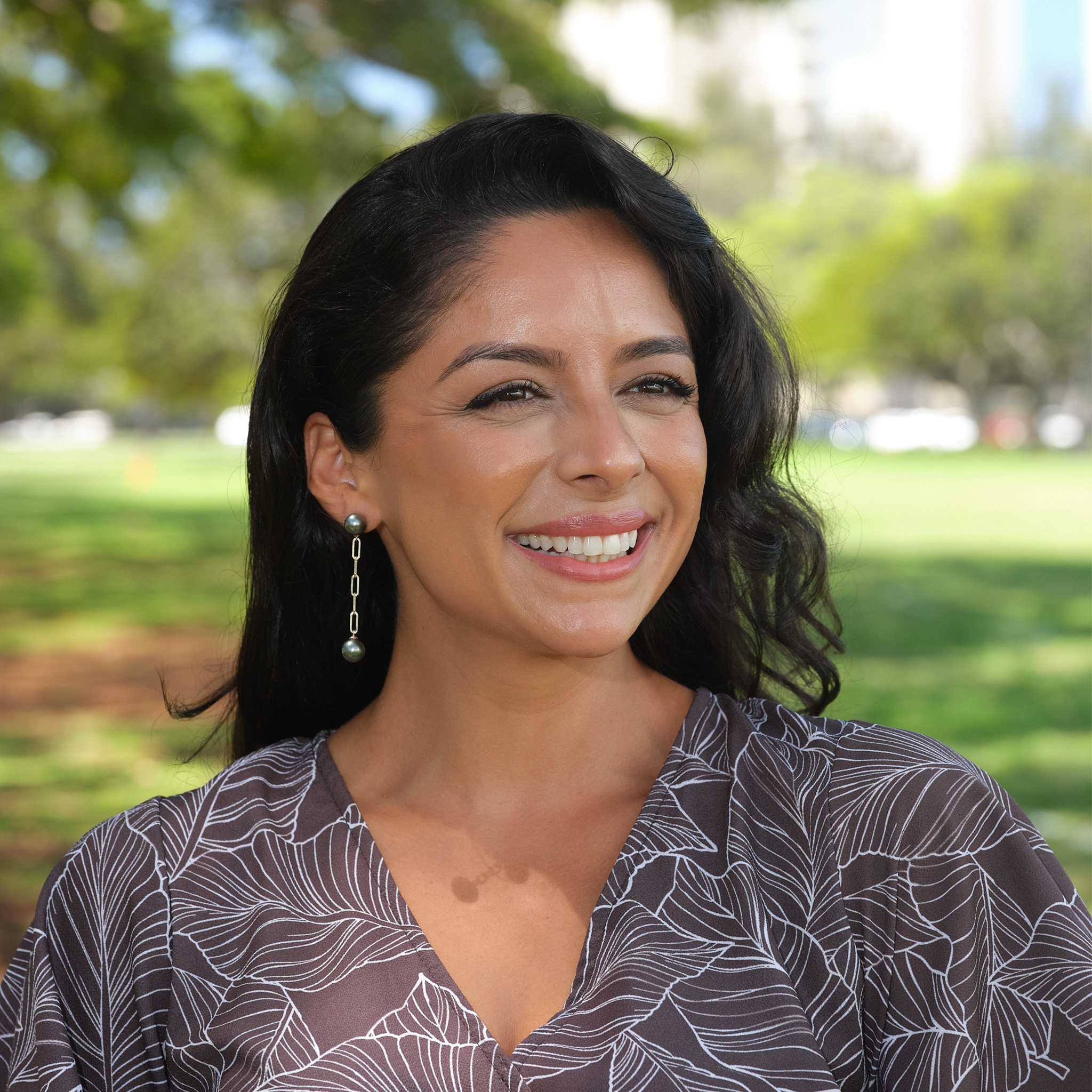 タヒチアンブラックパール ペーパークリップ チェーンピアス ゴールド - 9-11mm - Maui Divers Jewelry